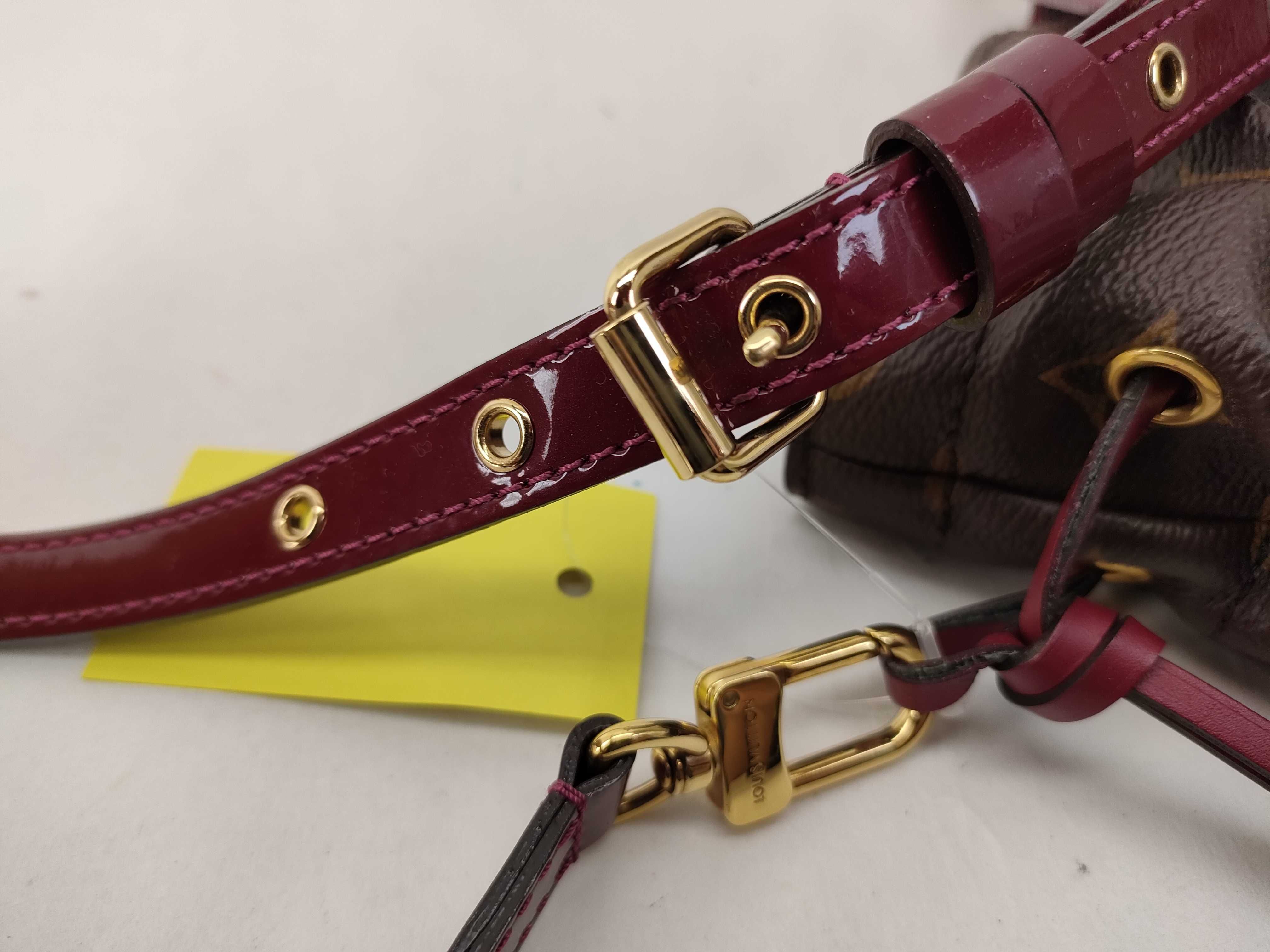 Monogram Pochette Noé Shoulder Bag — view 4