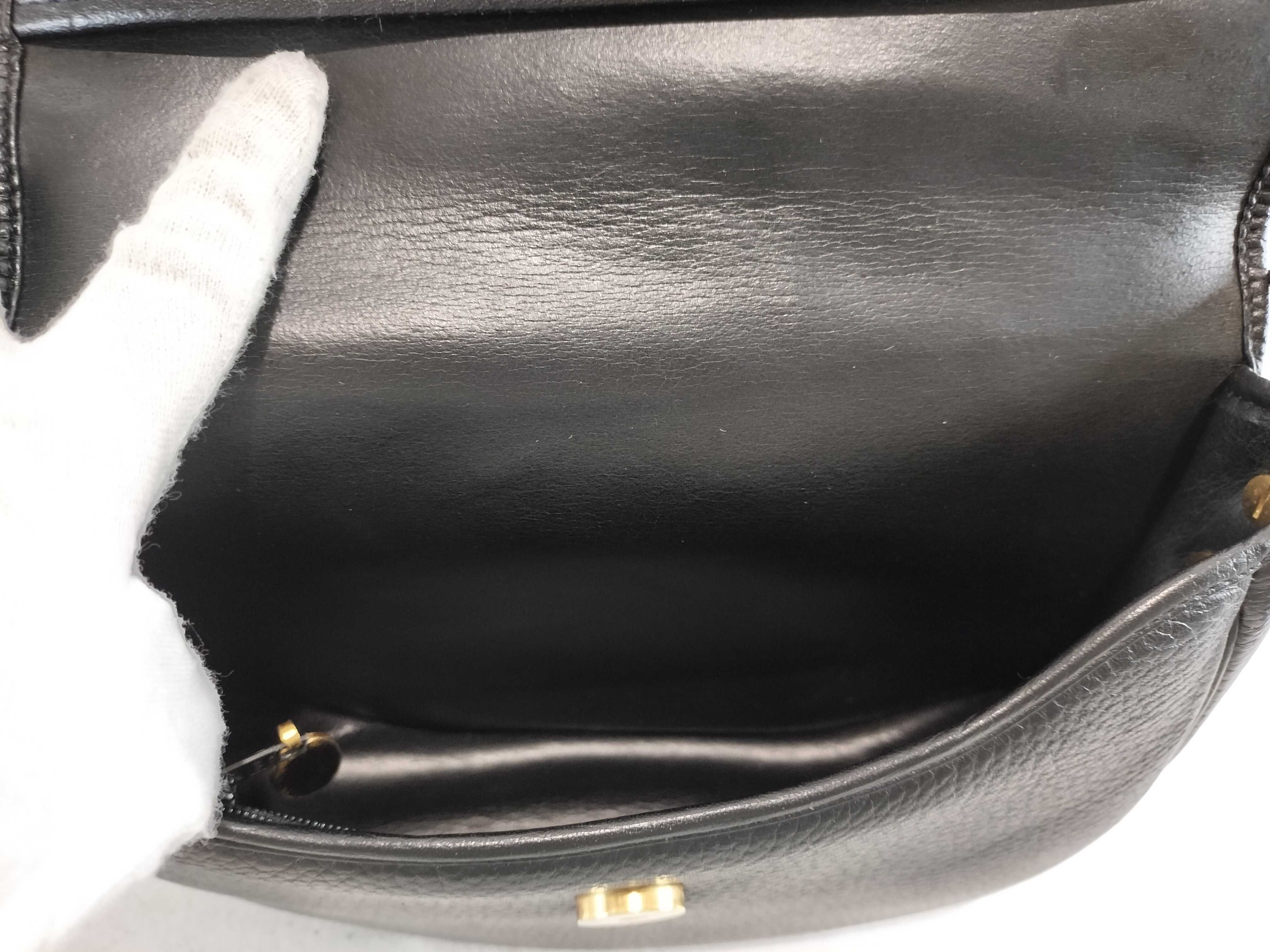 CD logo hardware leather shoulder bag — view 11