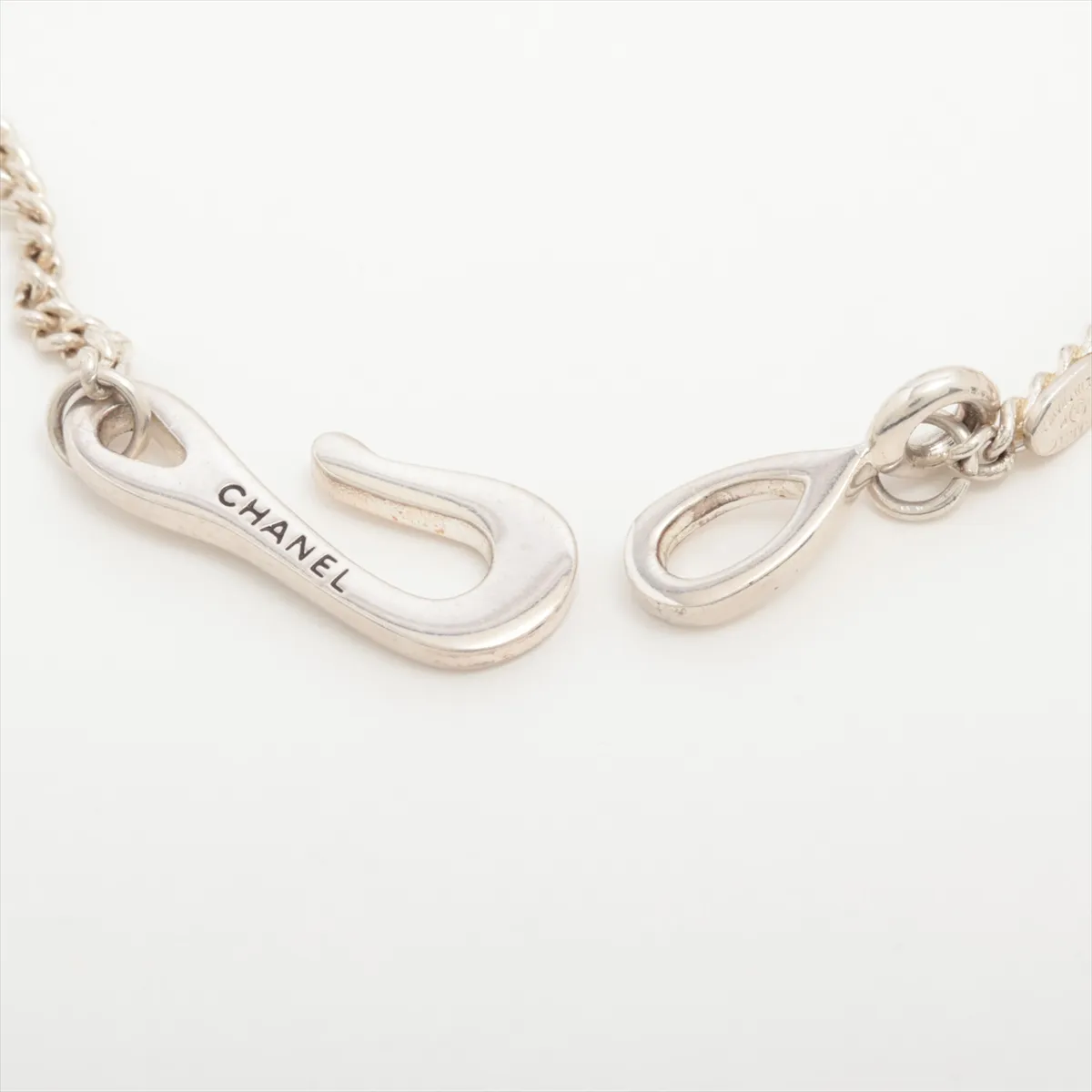 logo 98P bracelet, metal, silver. Shows — view 4