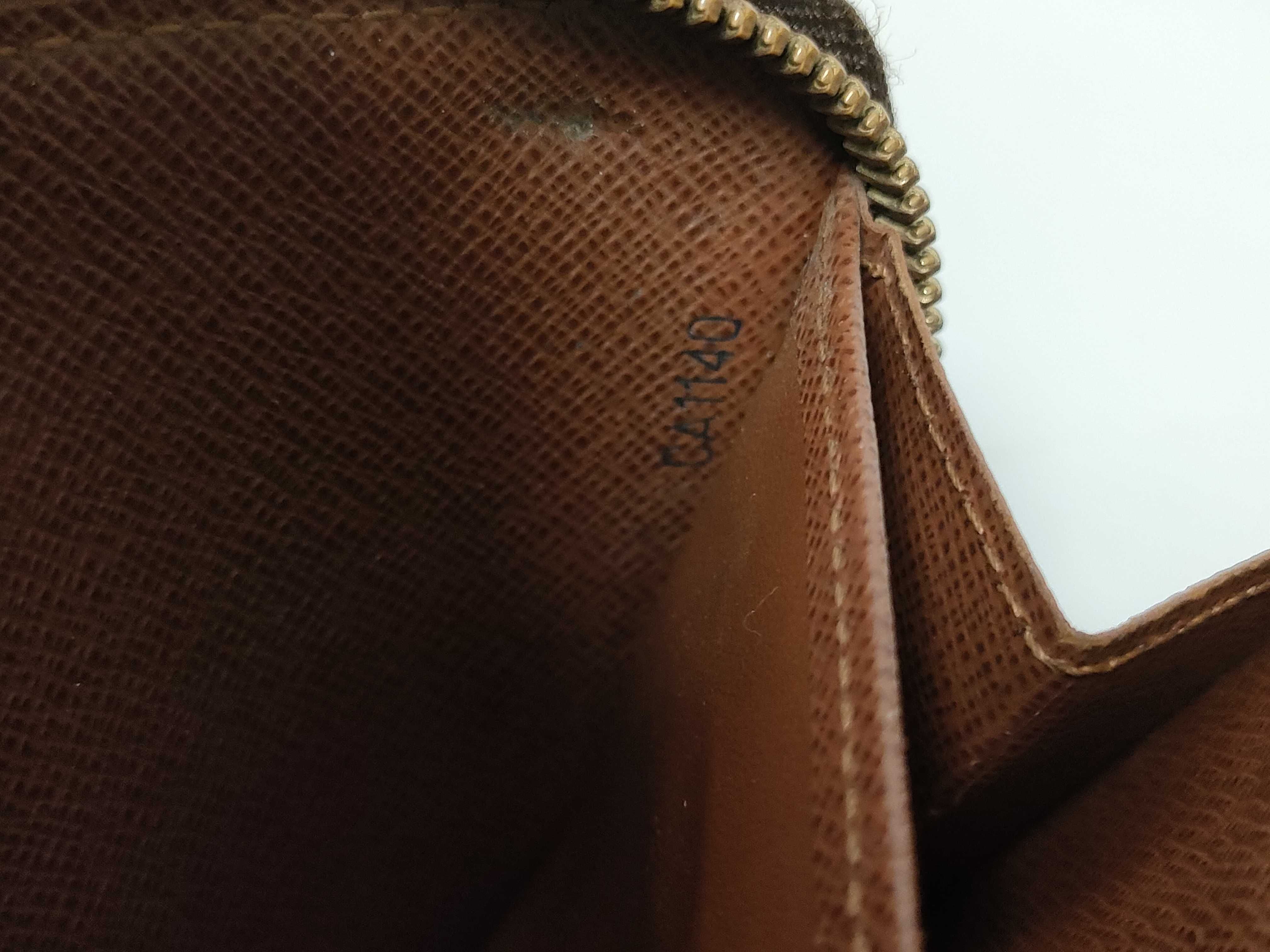 Monogram Louis Vuitton Monogram Zippy Wallet (tsu19390) Wallet — view 13