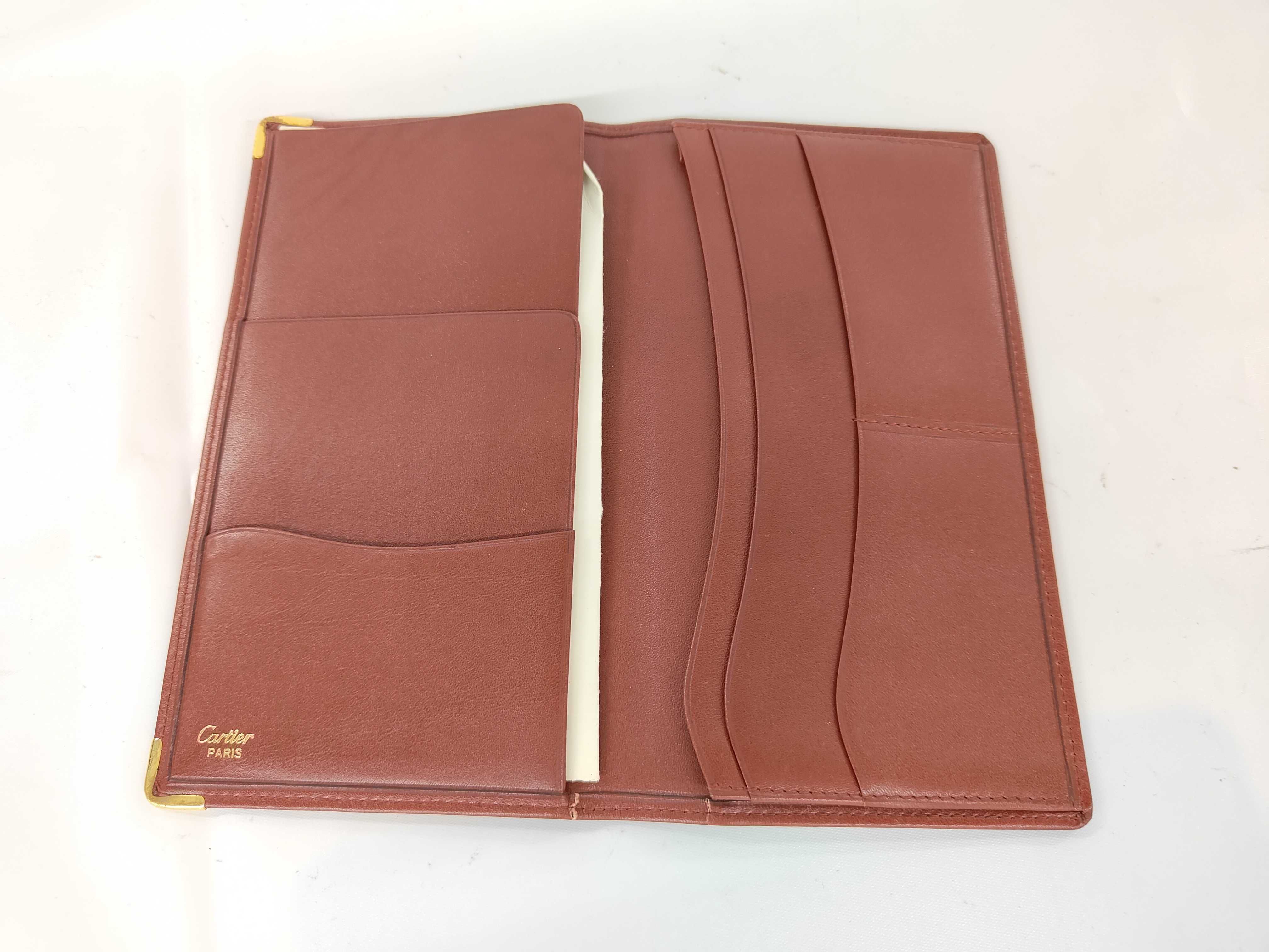 Must long wallet with card slots and billfold — view 3