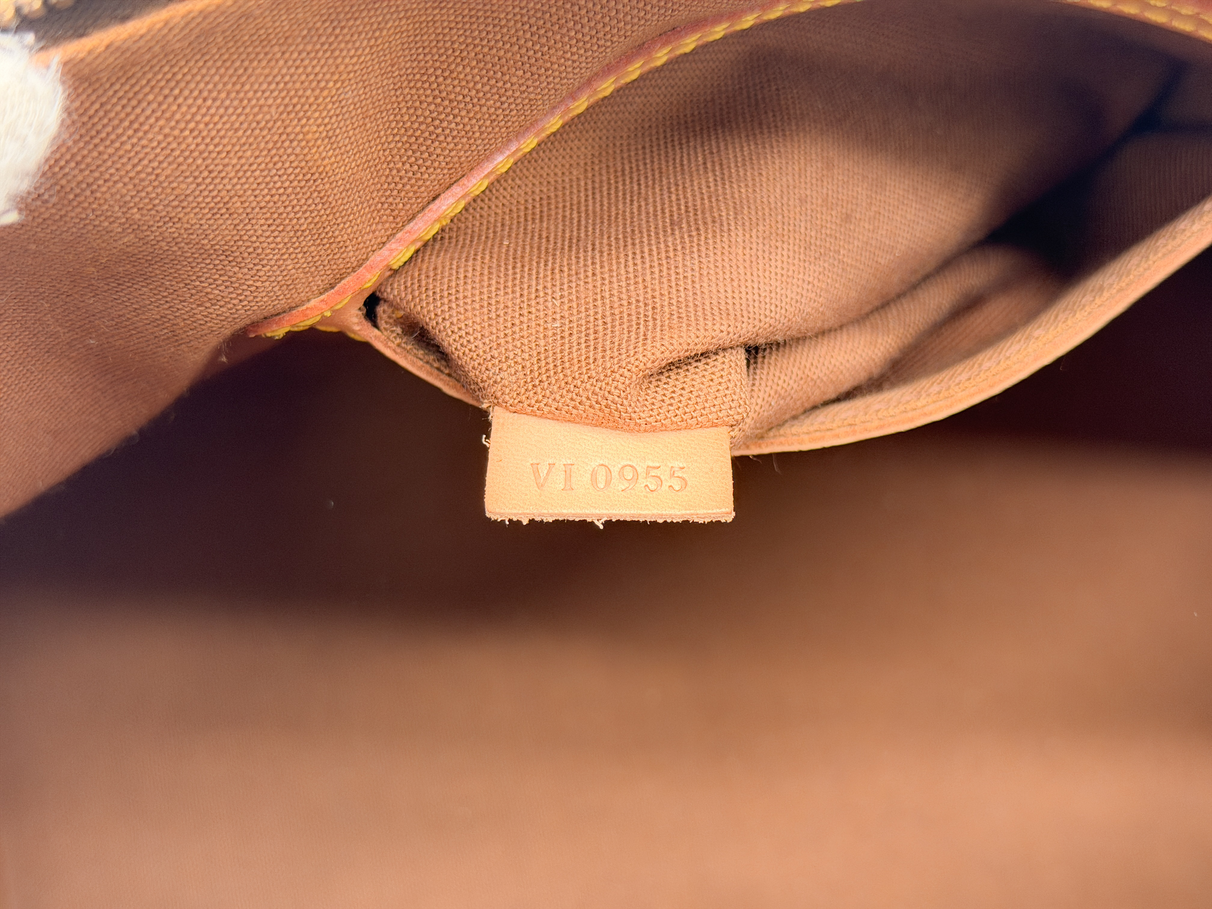 Monogram M51130 Alma PM VI0955 Handbag — view 14