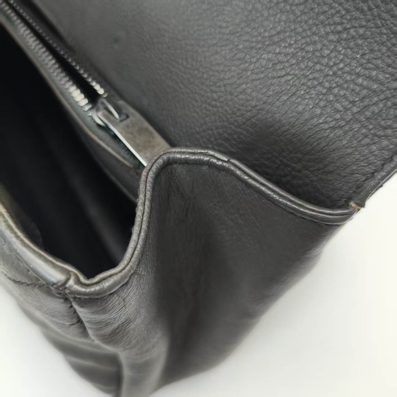 【*Shipped from: China*】SAINT LAURENT Leather Shoulder Bag — view 12