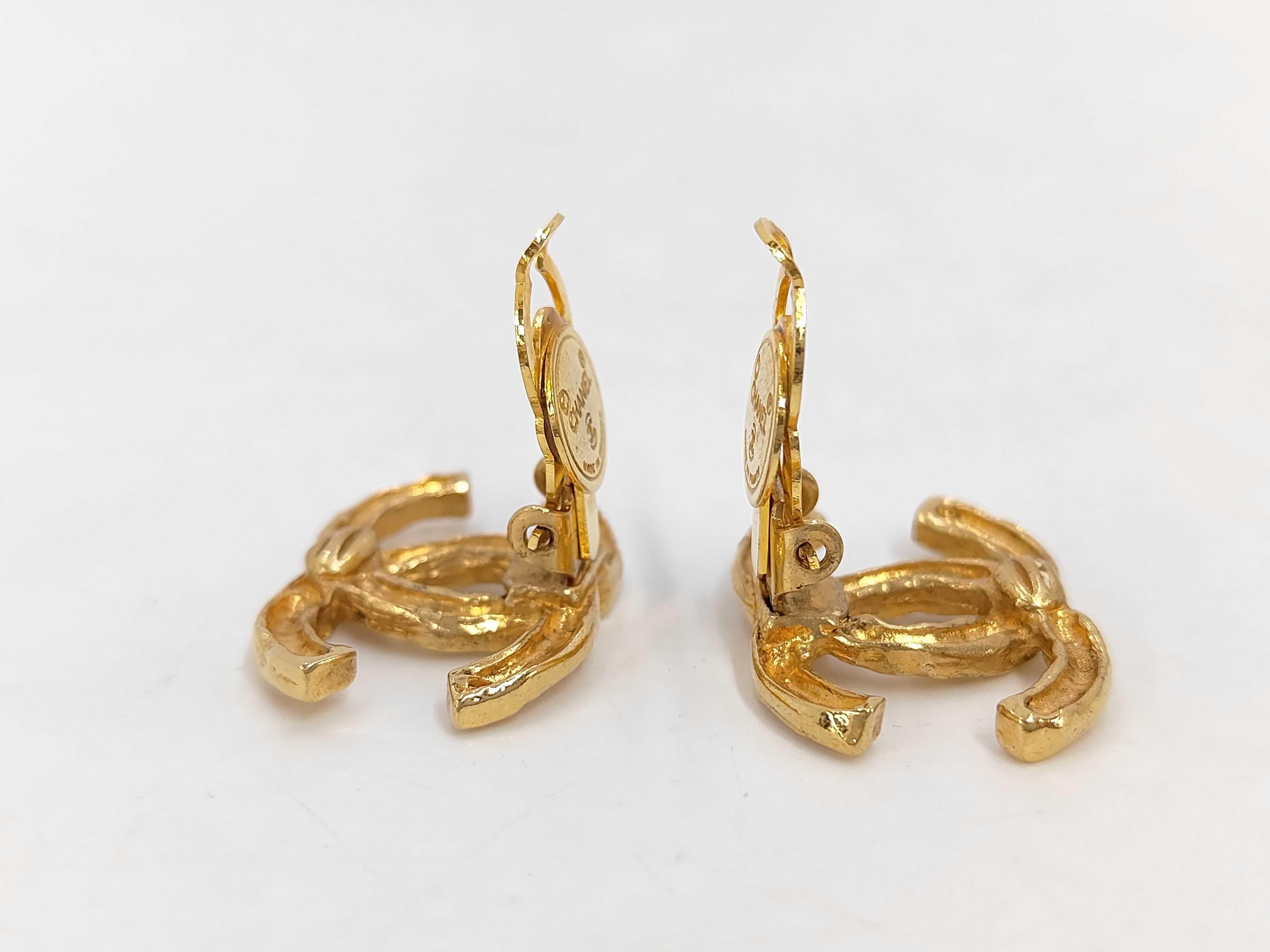 Cocomark gold earrings — view 4