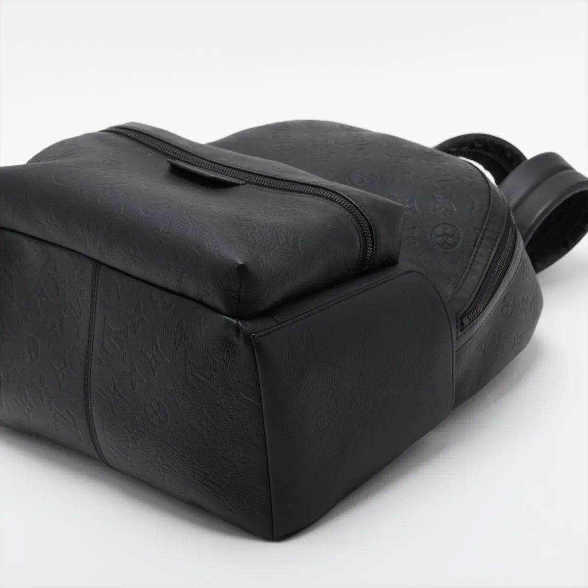 Monogram Shadow Discovery Backpack PM M46553 Black (RFID detected) — view 3