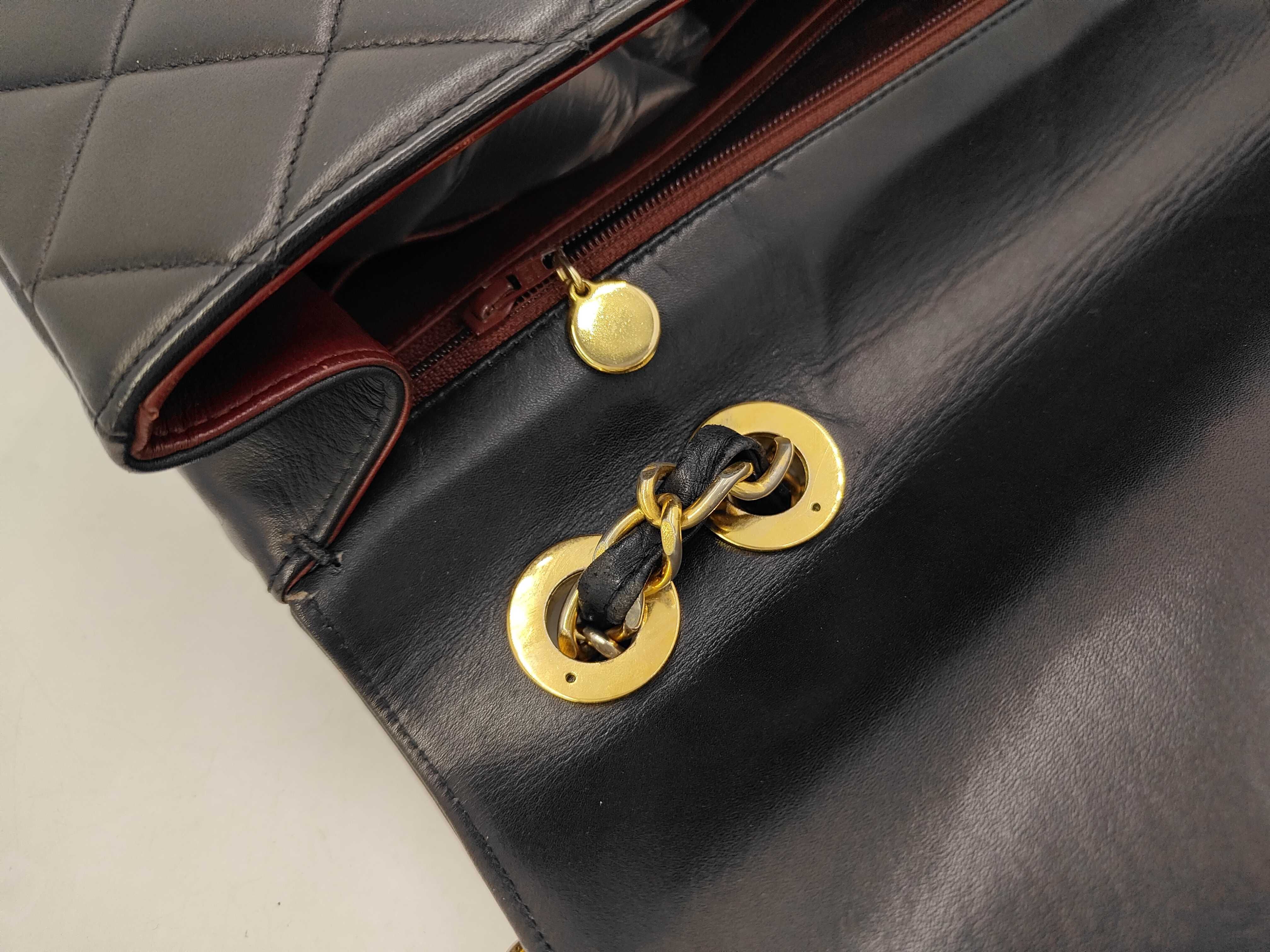 Matelassé Large Coco Gold Hardware Chain Shoulder Bag — view 7