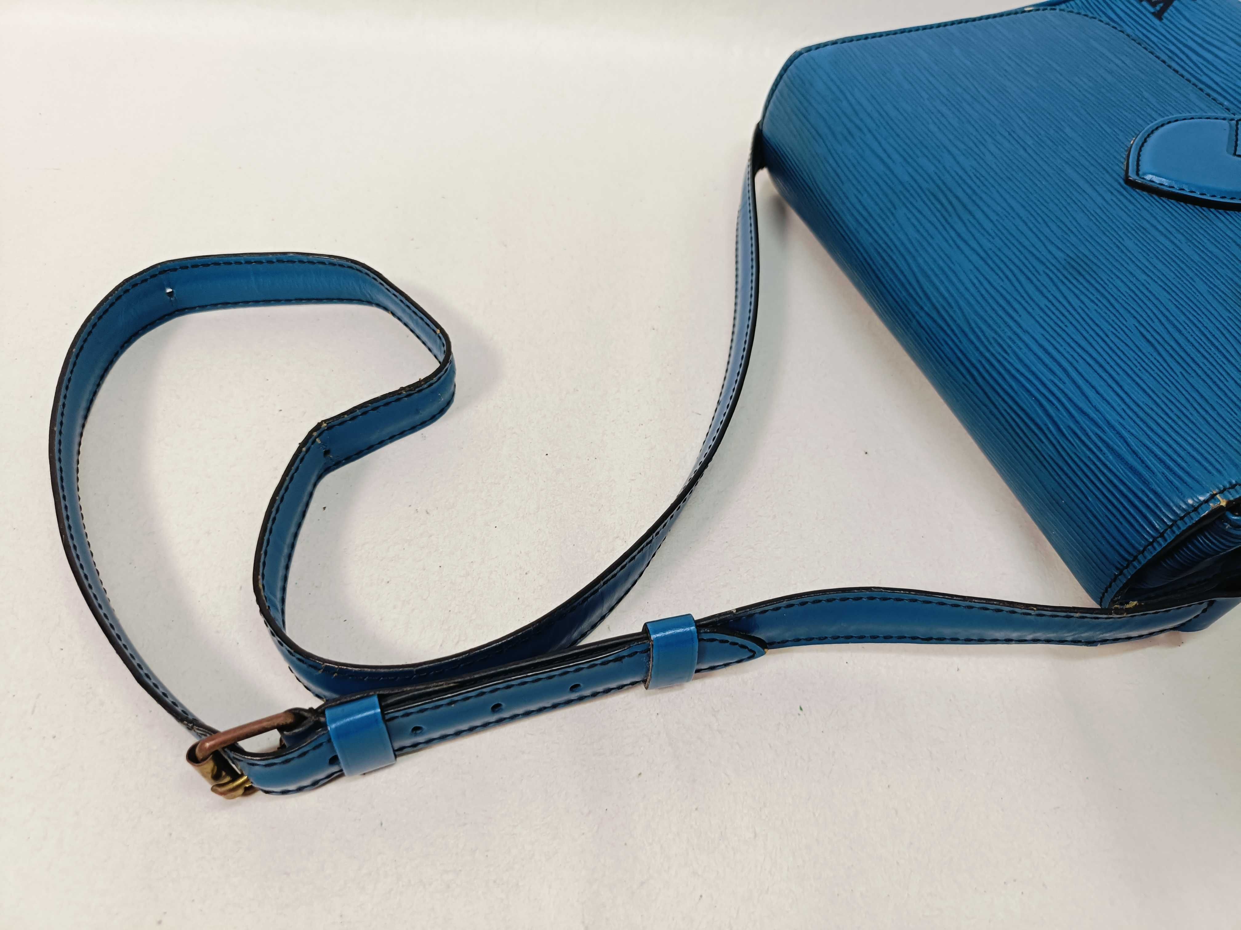 Epi Cartouchiere Shoulder Bag Blue M52245 MI0960 Shoulder Bag — view 3