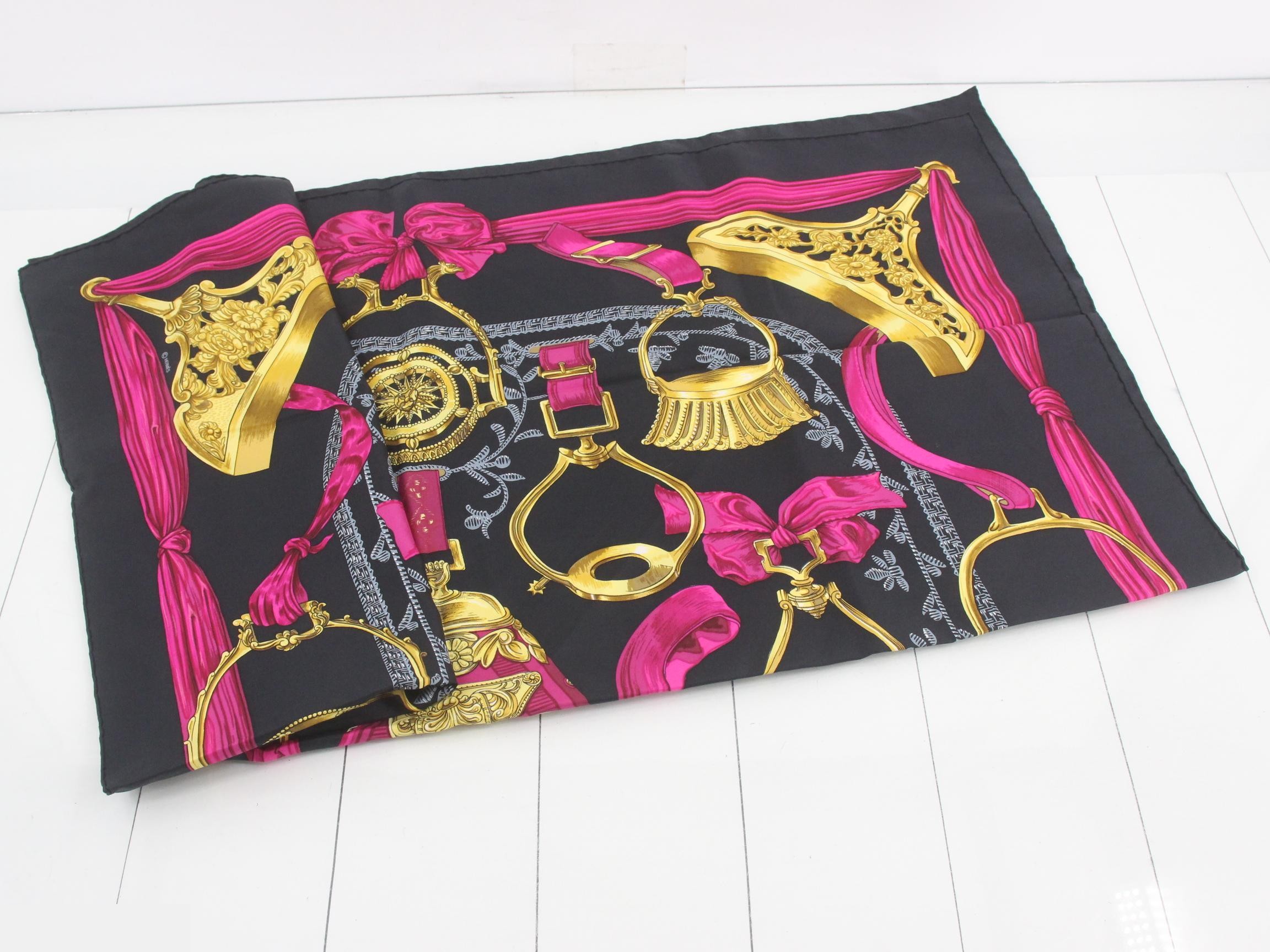 Carre 90 ETRIERS Silk Scarf — view 3