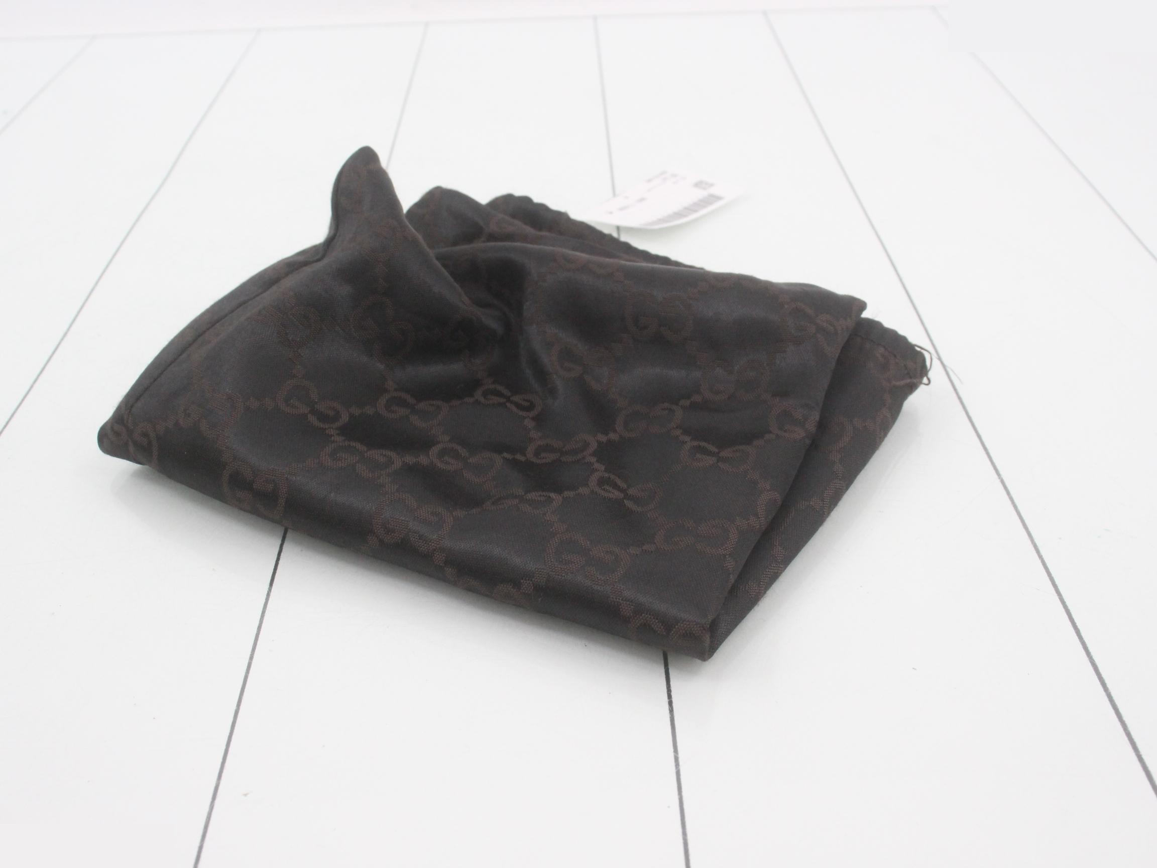 GG Canvas Shoulder Bag — view 7