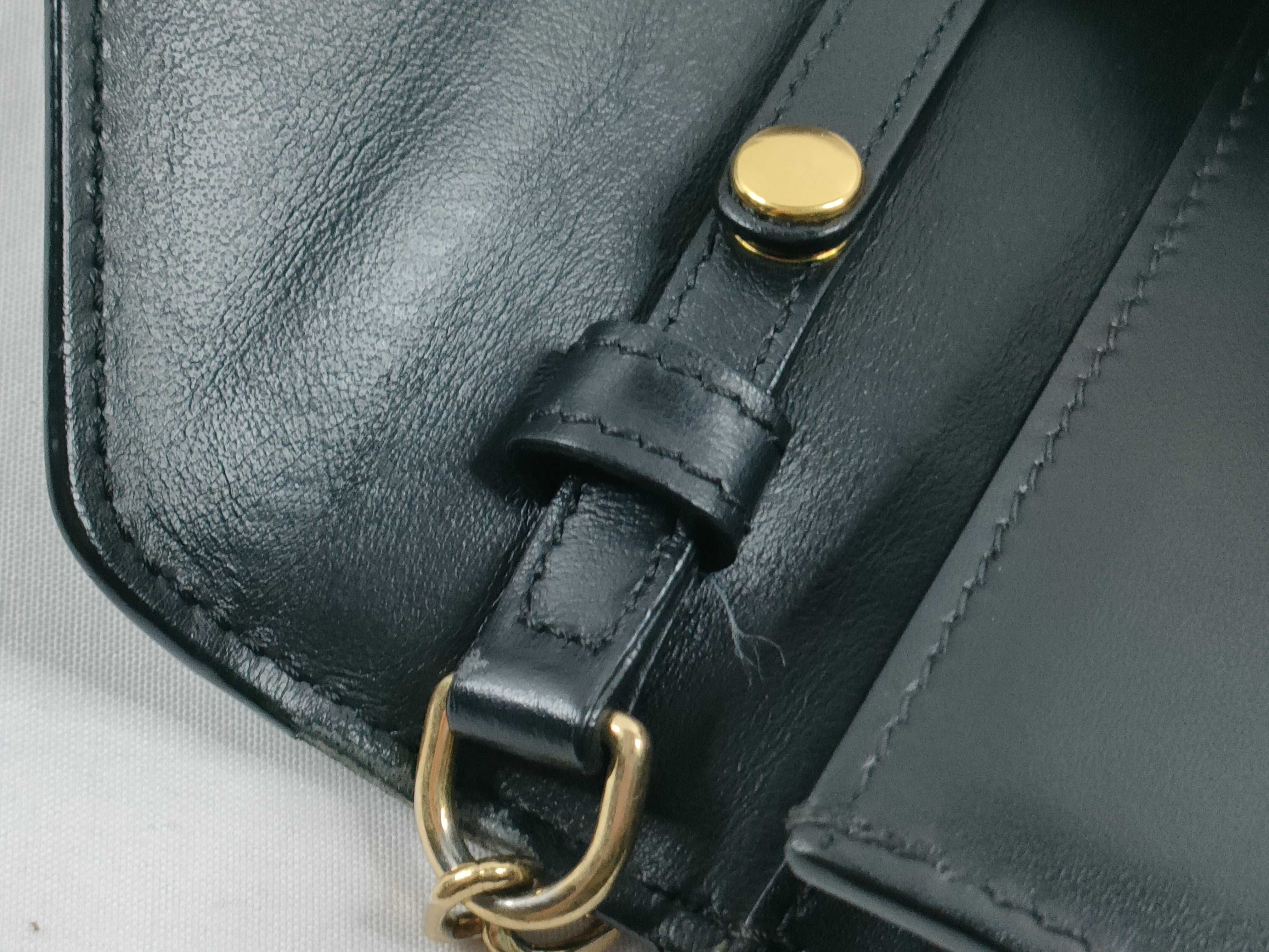 Triomphe Shoulder Bag — view 8