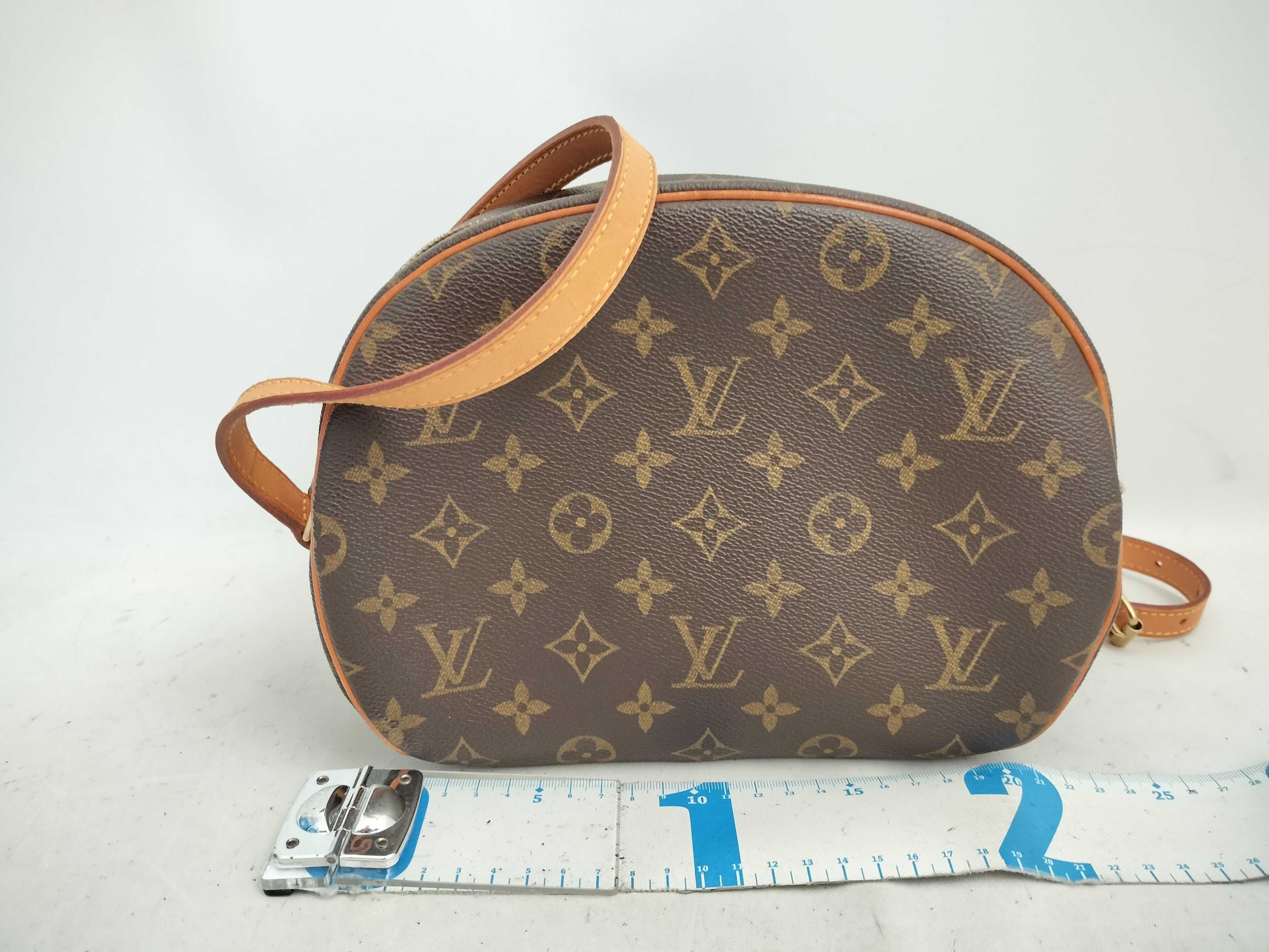 Monogram Blois M51221 Shoulder Bag — view 2