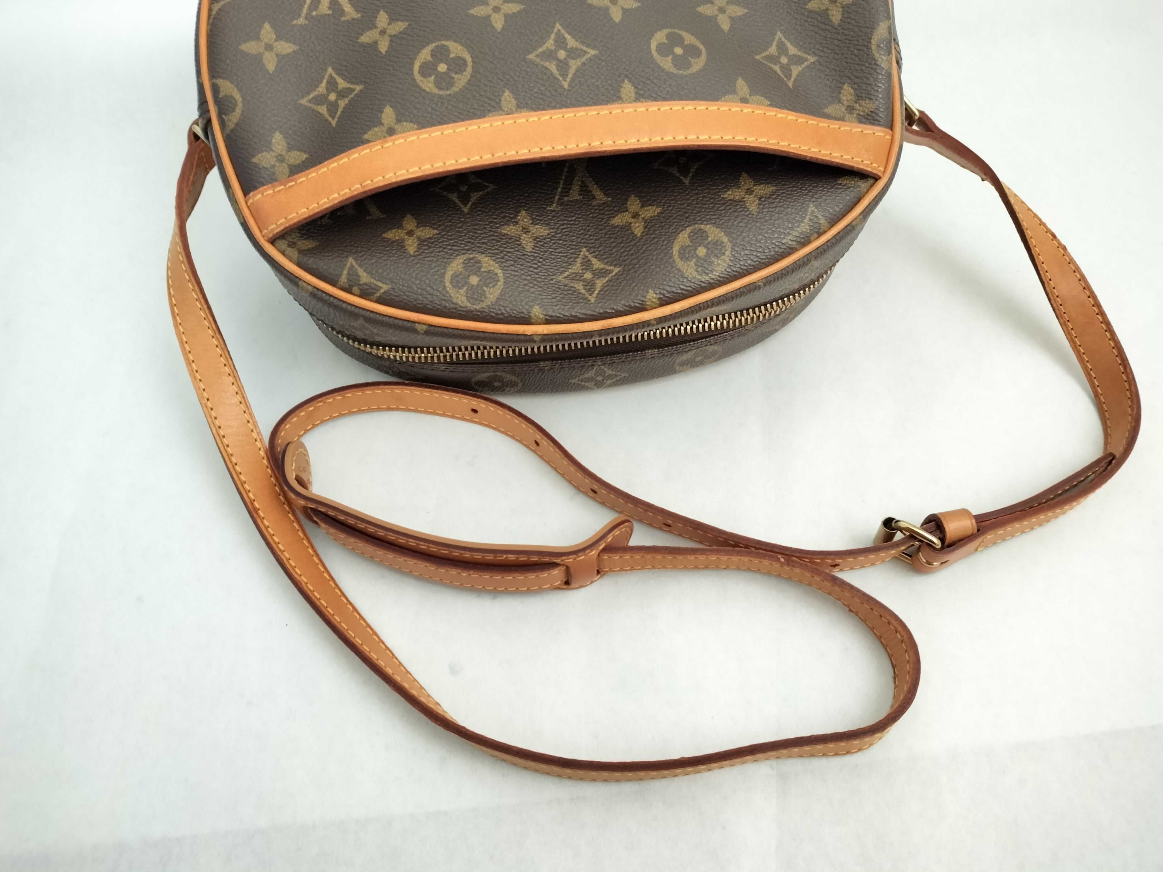 Monogram Blois M51221 Shoulder Bag — view 3
