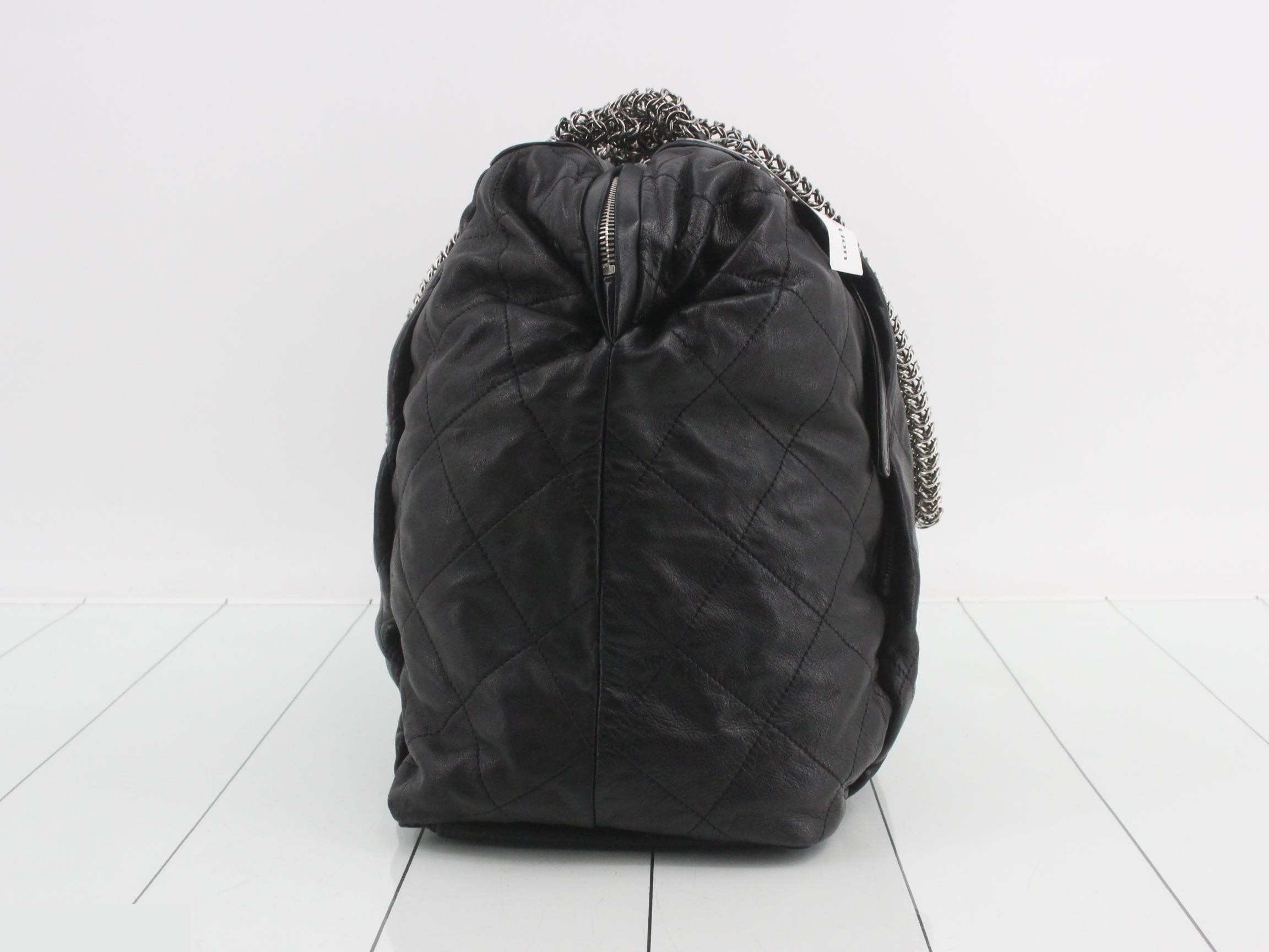 Matelassé (bag) - Shoulder bag — view 3