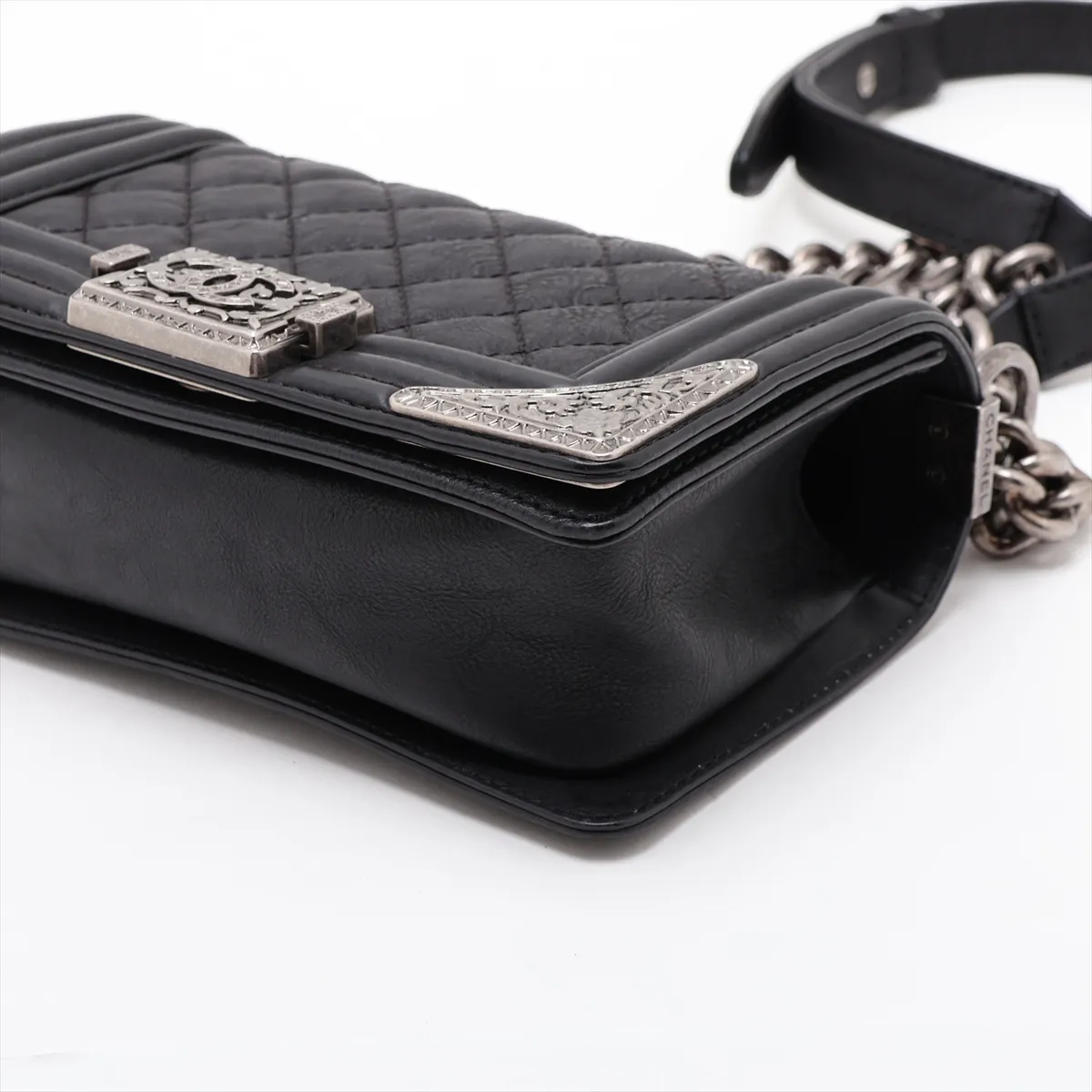 Boy Chanel 20 Small Leather Chain Shoulder Bag, Black with Gunmetal Hardware, 19690541, Serial Number 19-series, A67085 — view 3