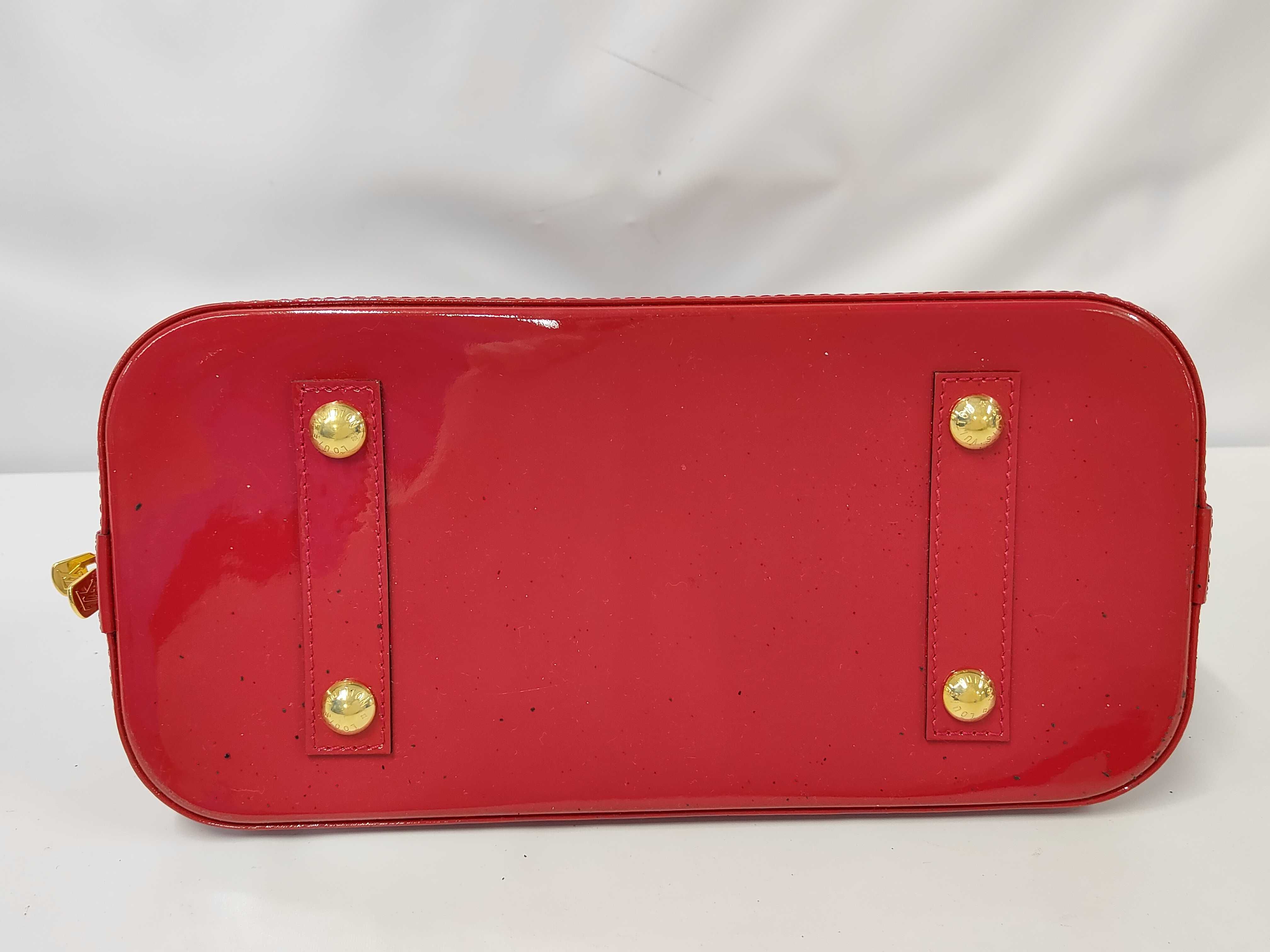 Alma PM Vernis Red M90169 Handbag — view 3
