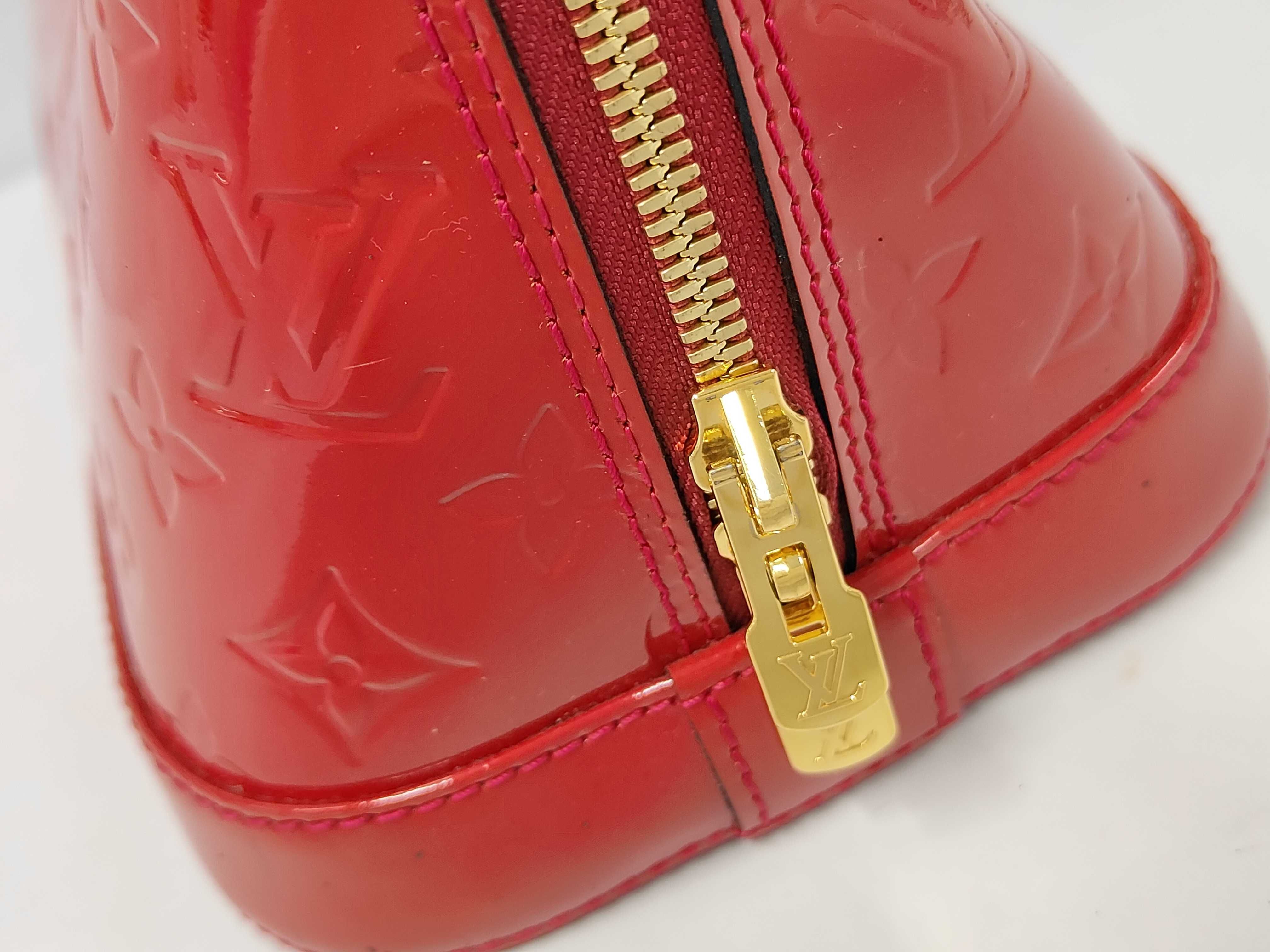 Alma PM Vernis Red M90169 Handbag — view 8