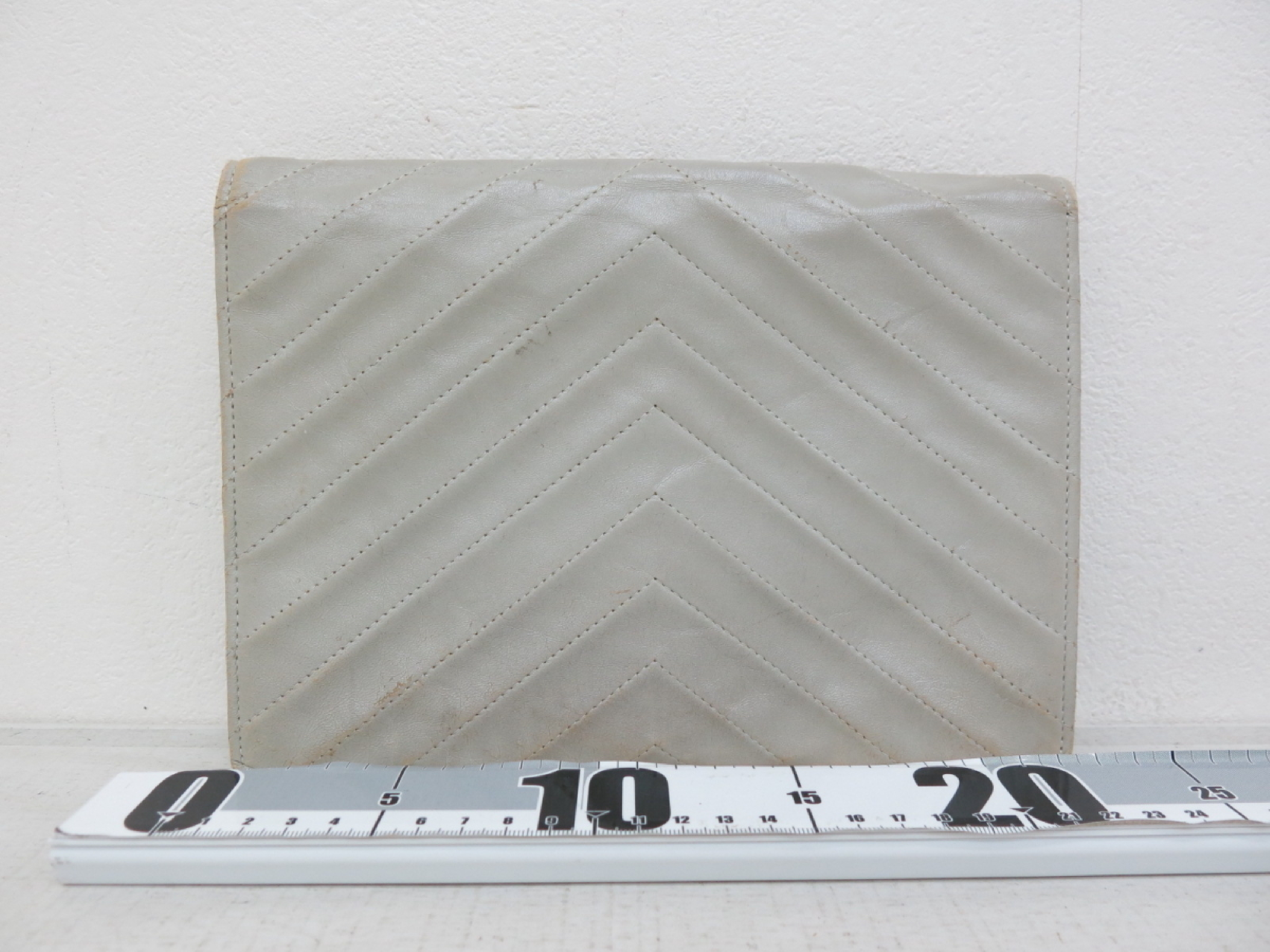 Leather Second Bag Stitch Clutch Bag — view 2