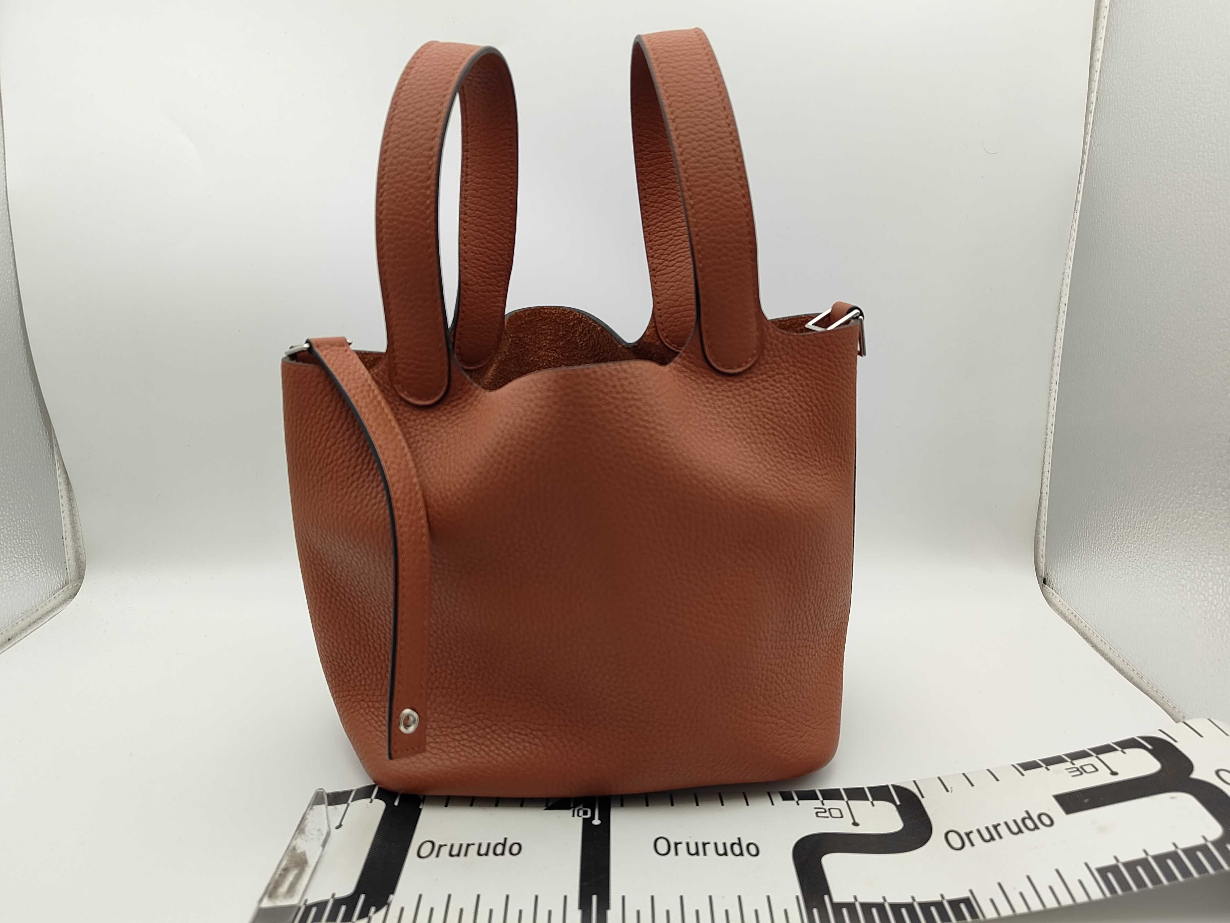 Picotin Lock 18 PM, Taurillon Clemence leather, Cuivre leather, silver hardware, D: 2019, handbag — view 2
