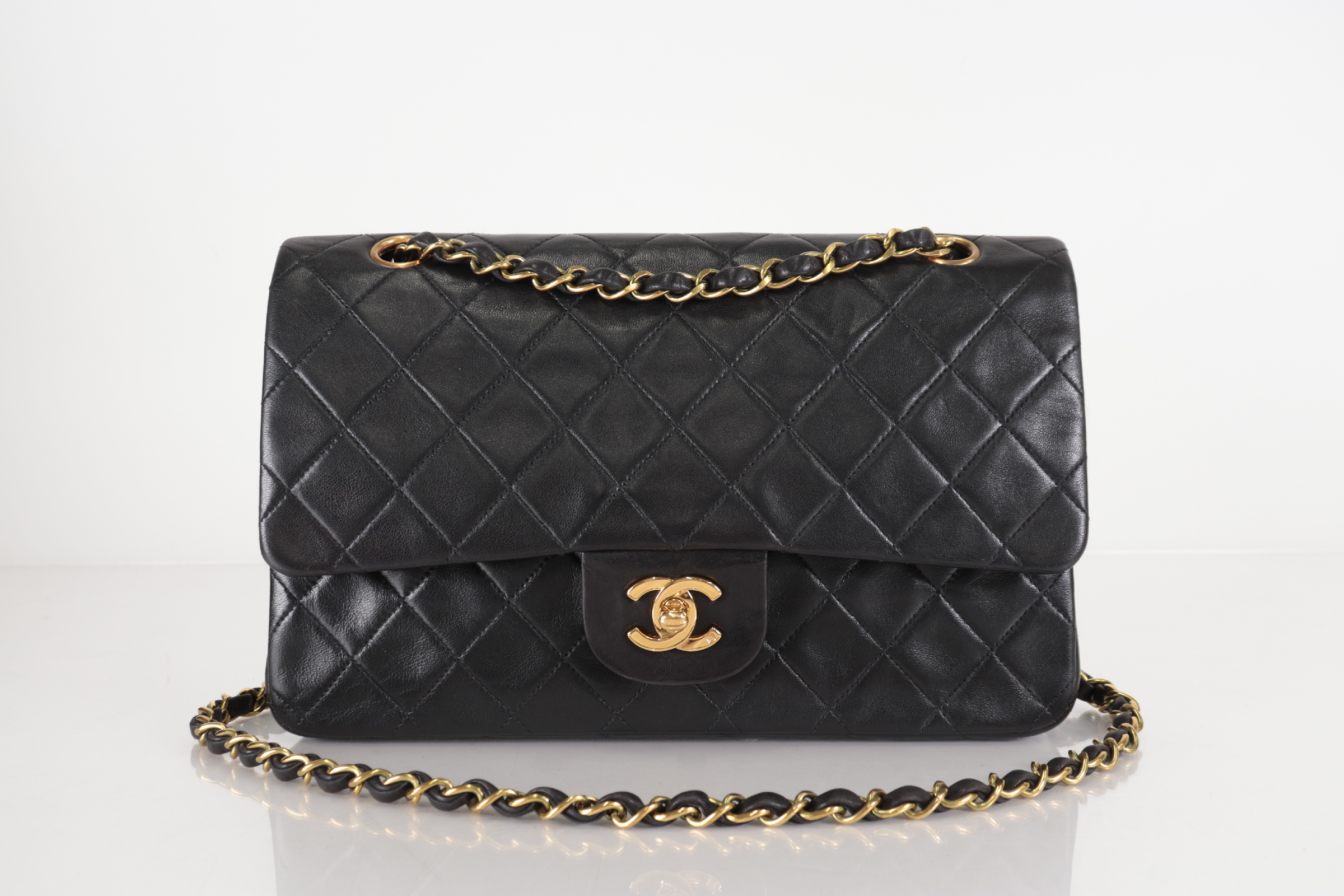 W-Flap 25 Lambskin Chain Shoulder Bag (Serial Number 5)