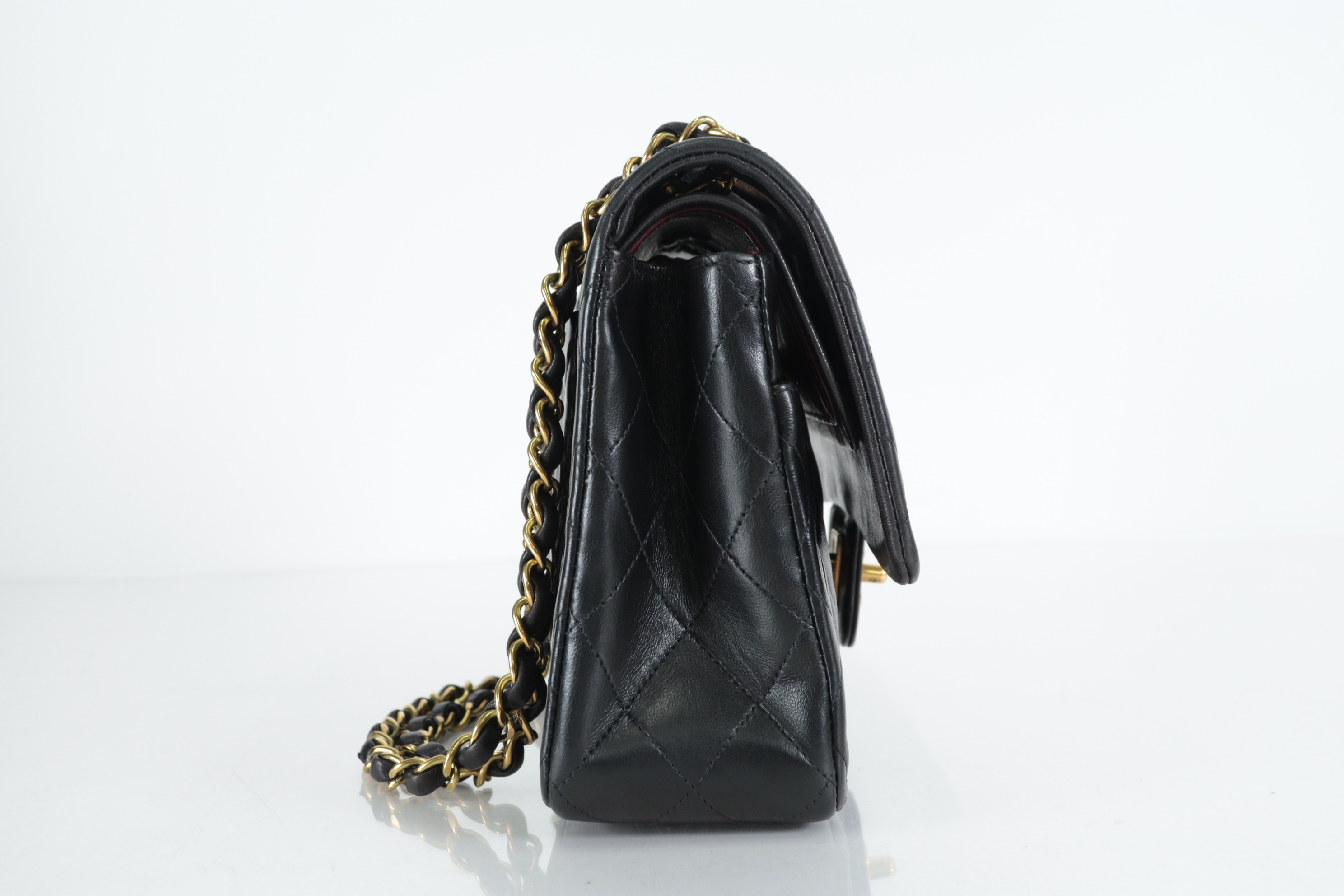 W-Flap 25 Lambskin Chain Shoulder Bag (Serial Number 5) — view 3