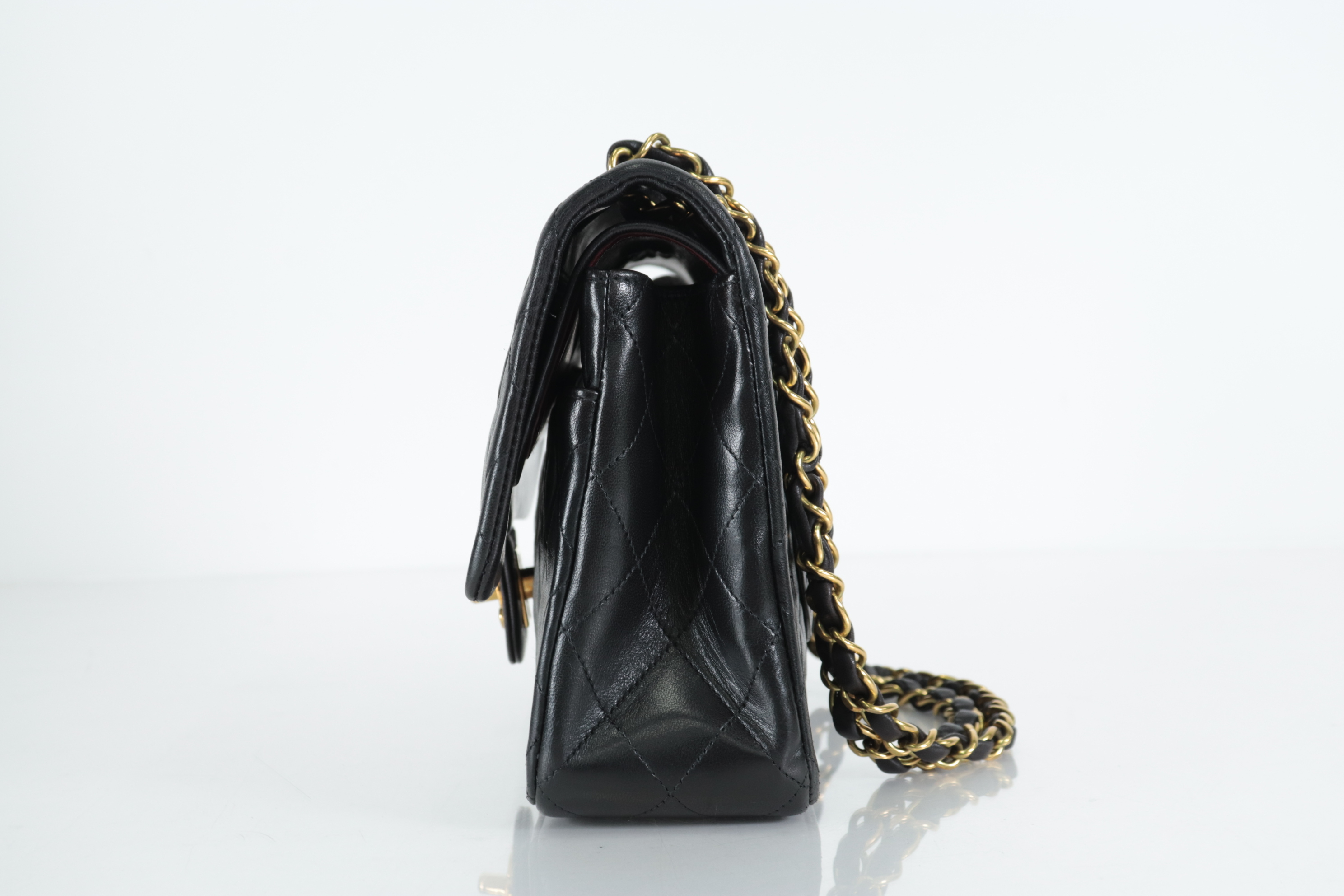 W-Flap 25 Lambskin Chain Shoulder Bag (Serial Number 5) — view 4