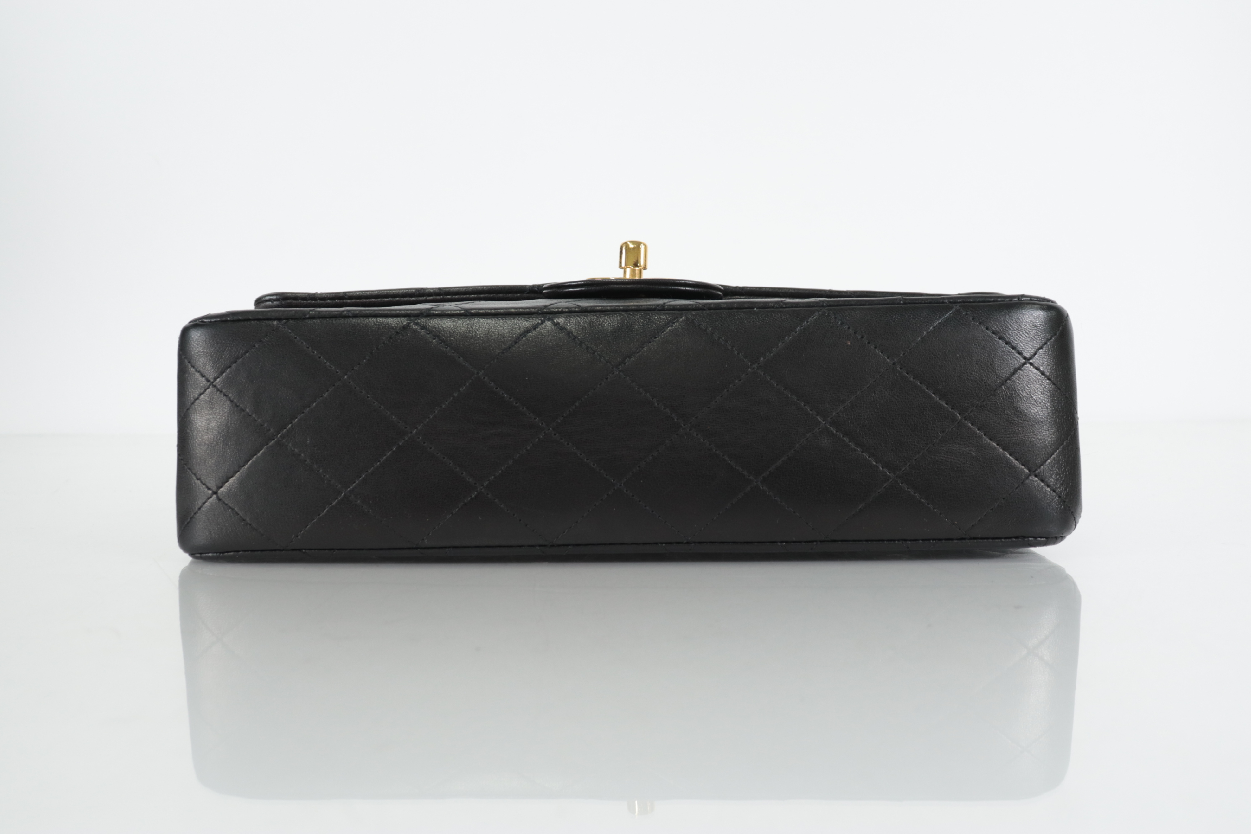 W-Flap 25 Lambskin Chain Shoulder Bag (Serial Number 5) — view 6