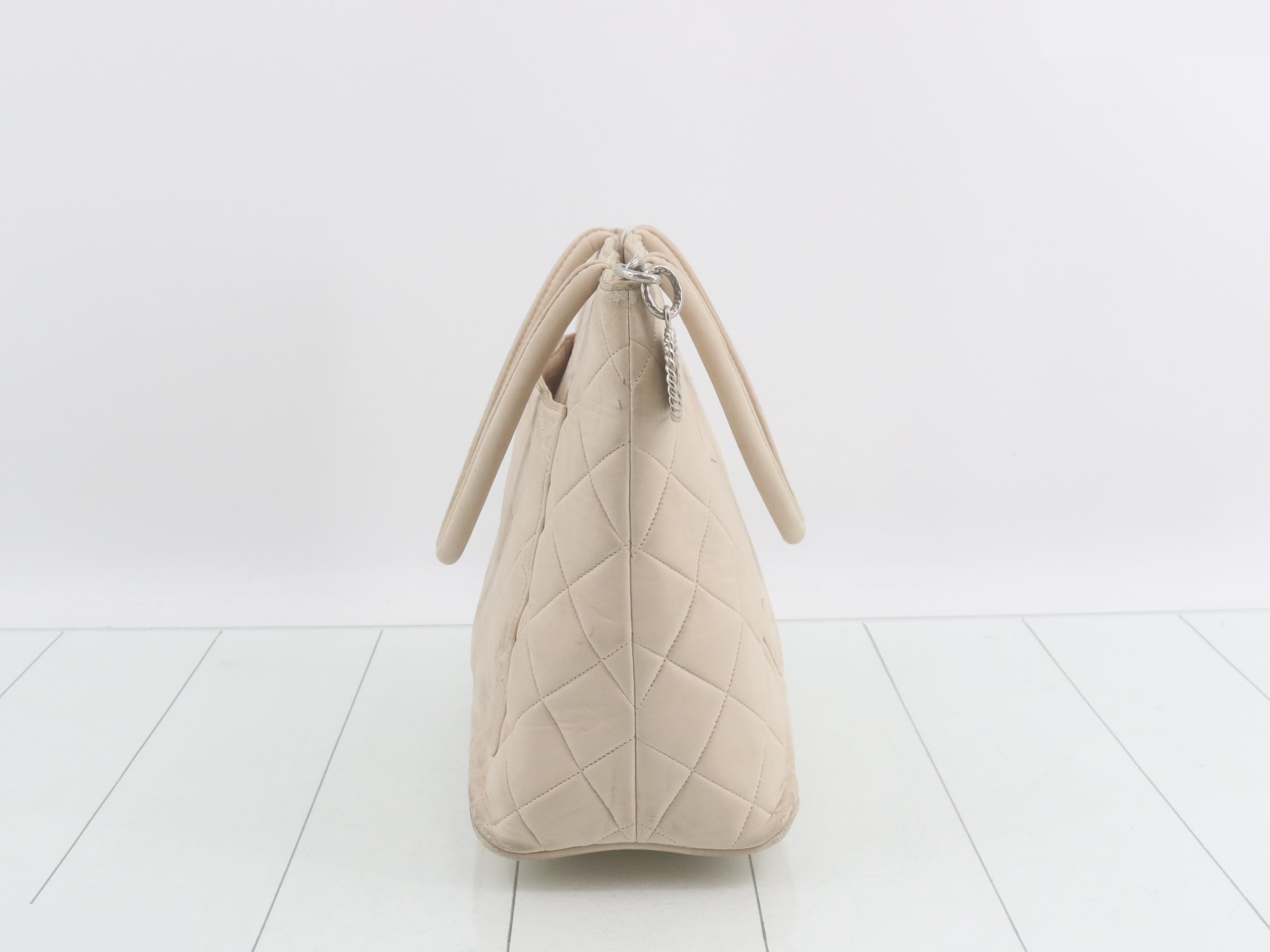 Matelassé Reissue Tote Bag, Lambskin — view 4
