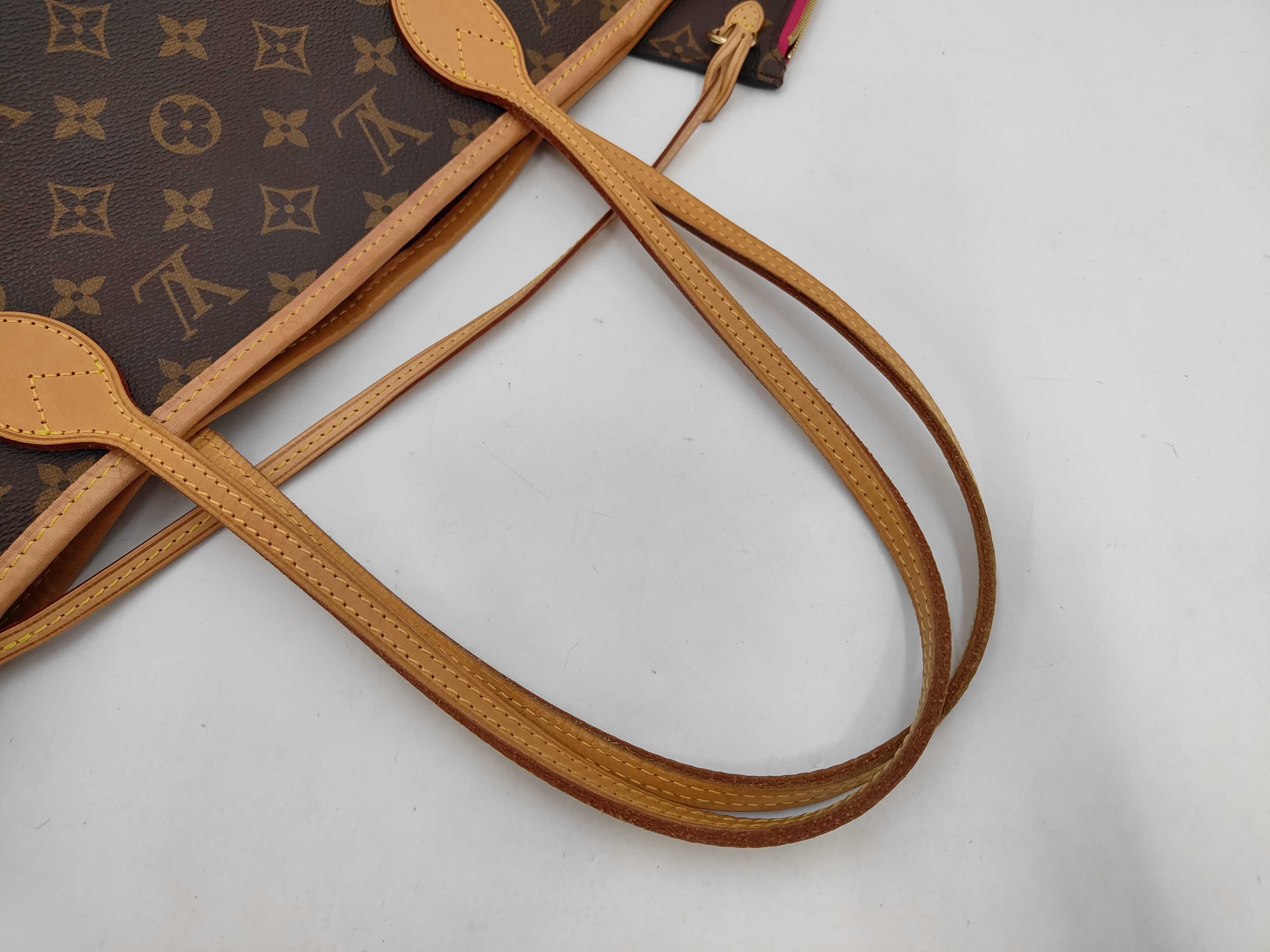 Monogram Louis Vuitton Neverfull MM Monogram Rose M41388 Tote Bag — view 5