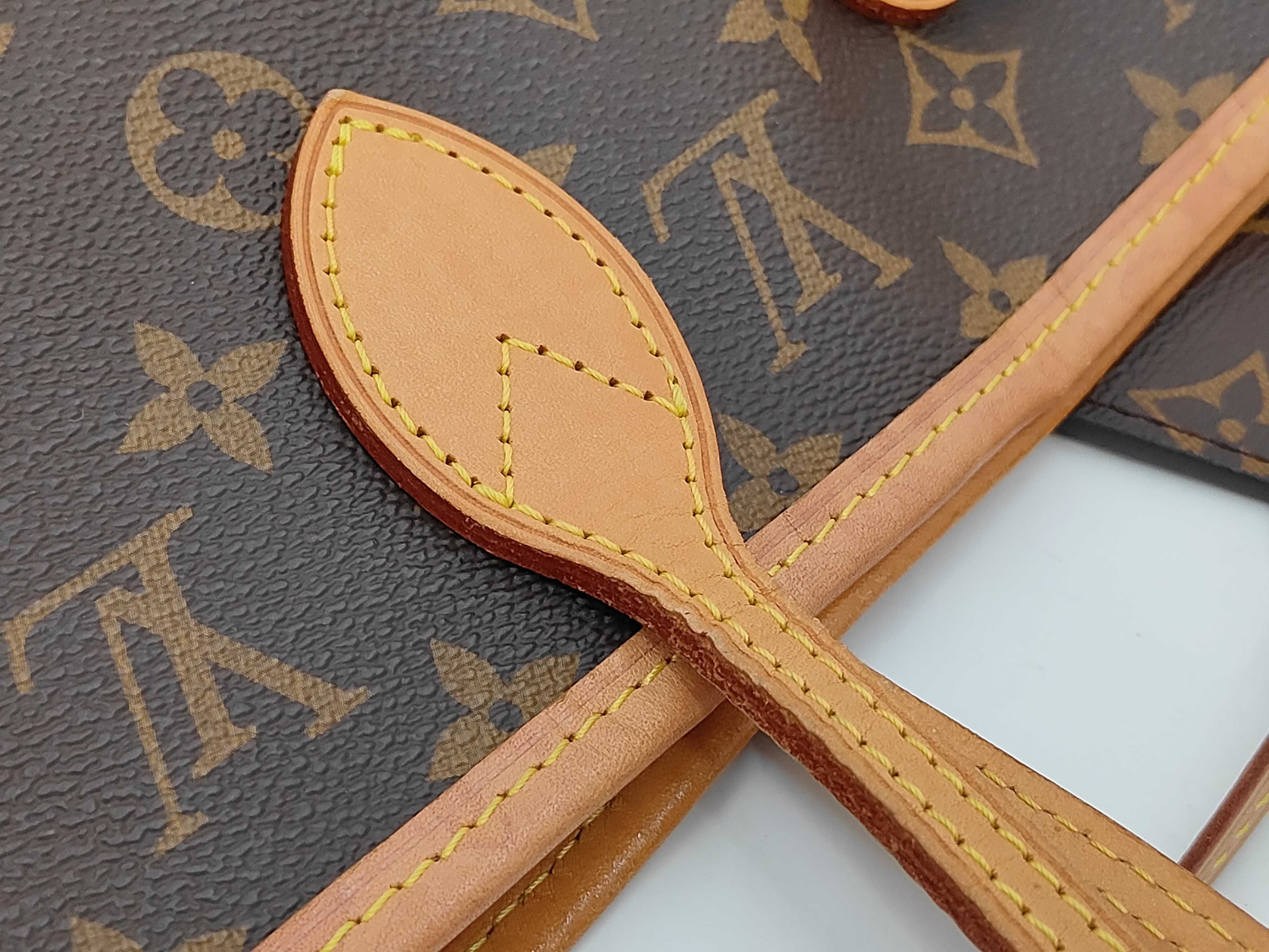 Monogram Louis Vuitton Neverfull MM Monogram Rose M41388 Tote Bag — view 7