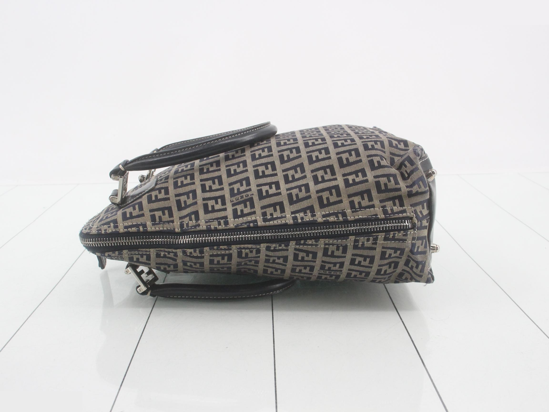 Zucchino Tote Bag — view 4