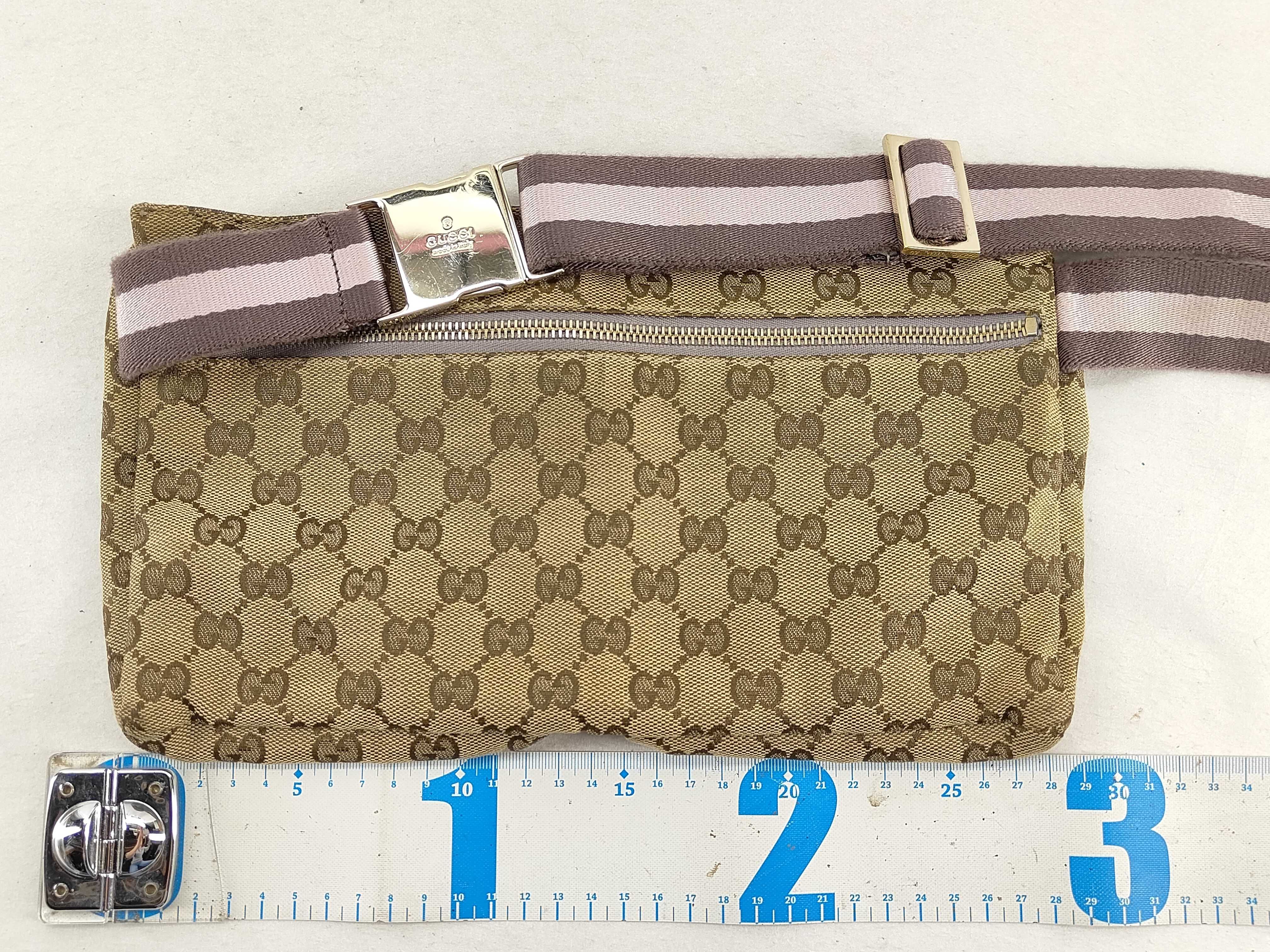 GG Canvas Shoulder Bag — view 2