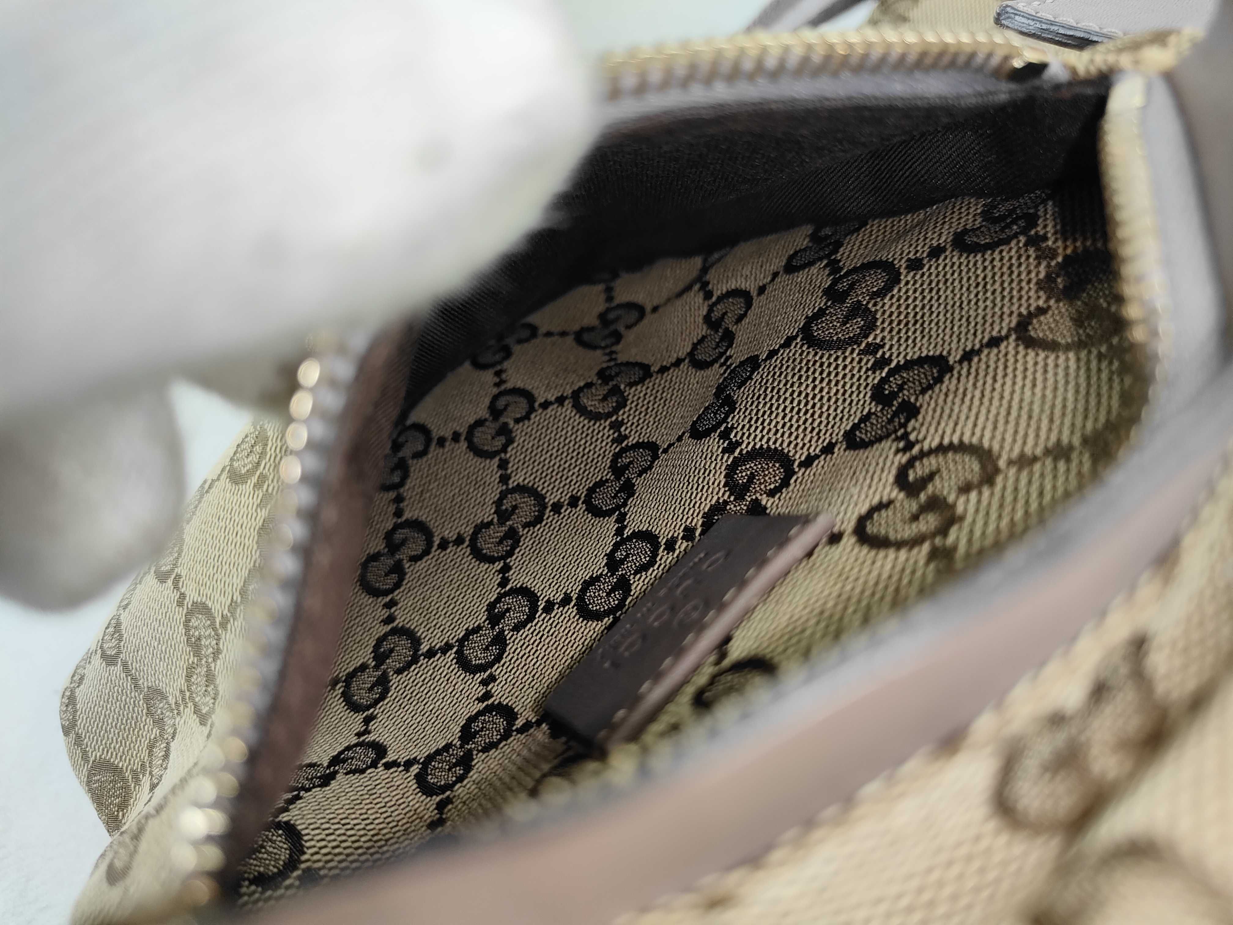 GG Canvas Shoulder Bag — view 13