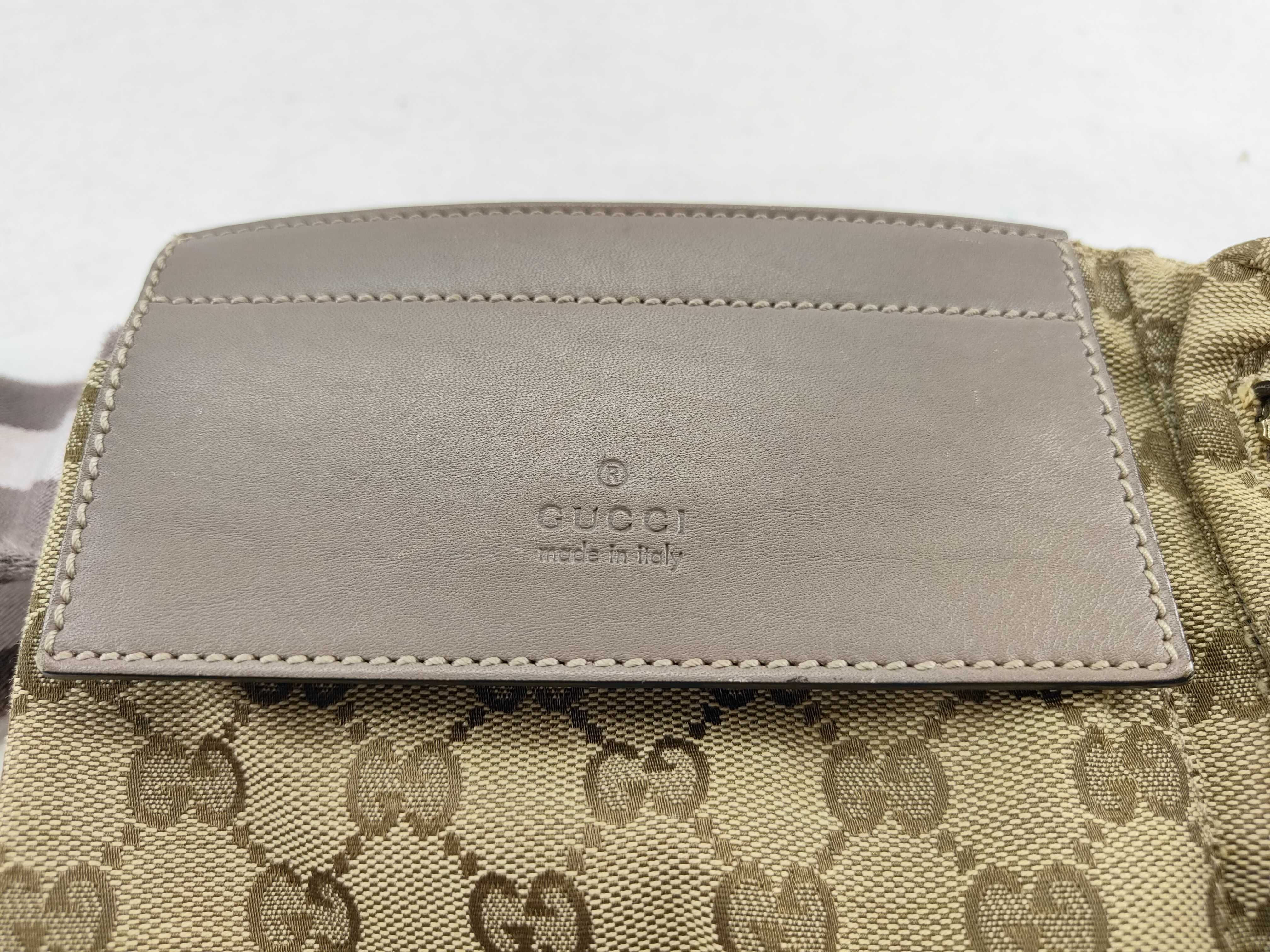 GG Canvas Shoulder Bag — view 9
