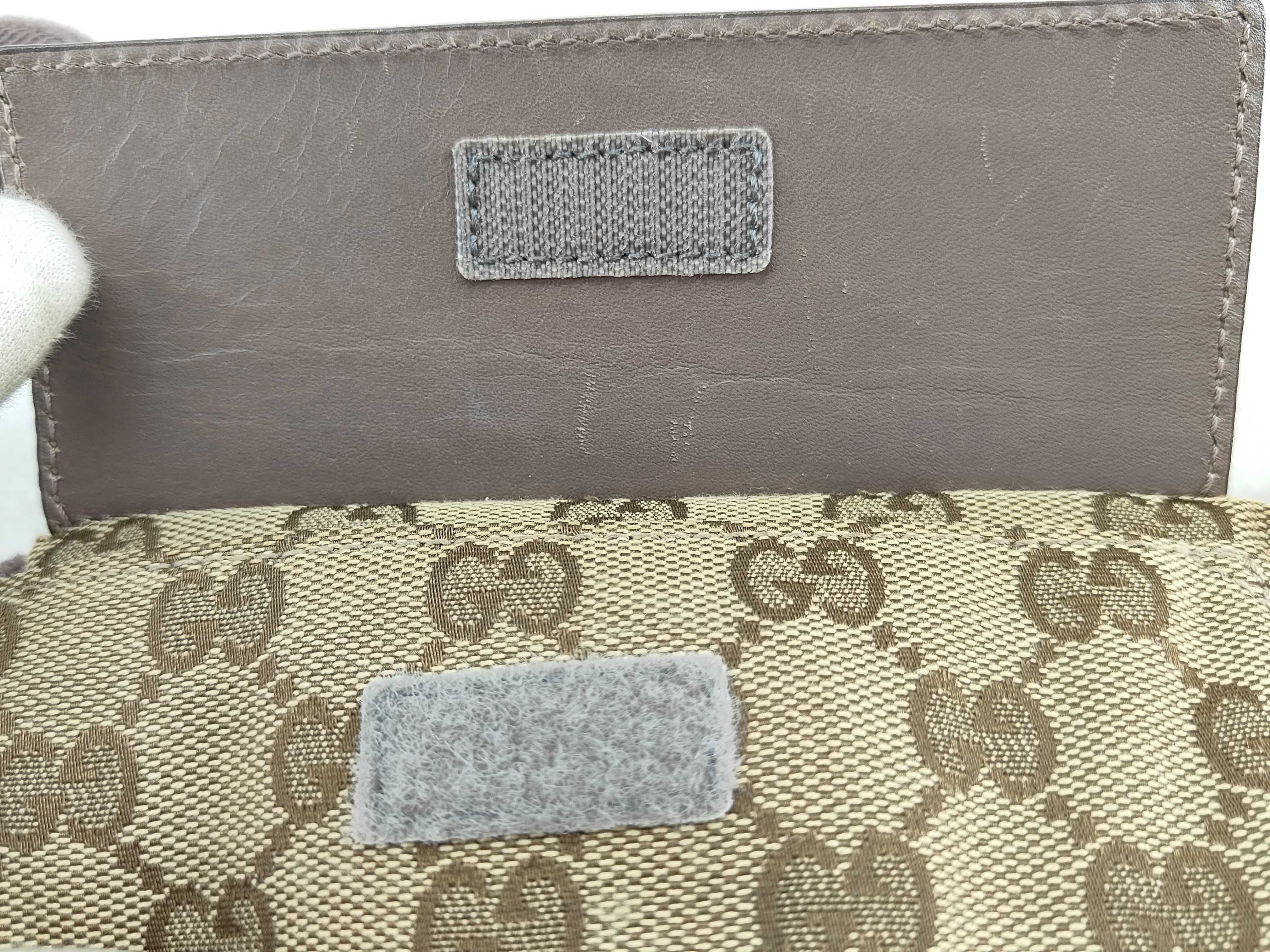 GG Canvas Shoulder Bag — view 10
