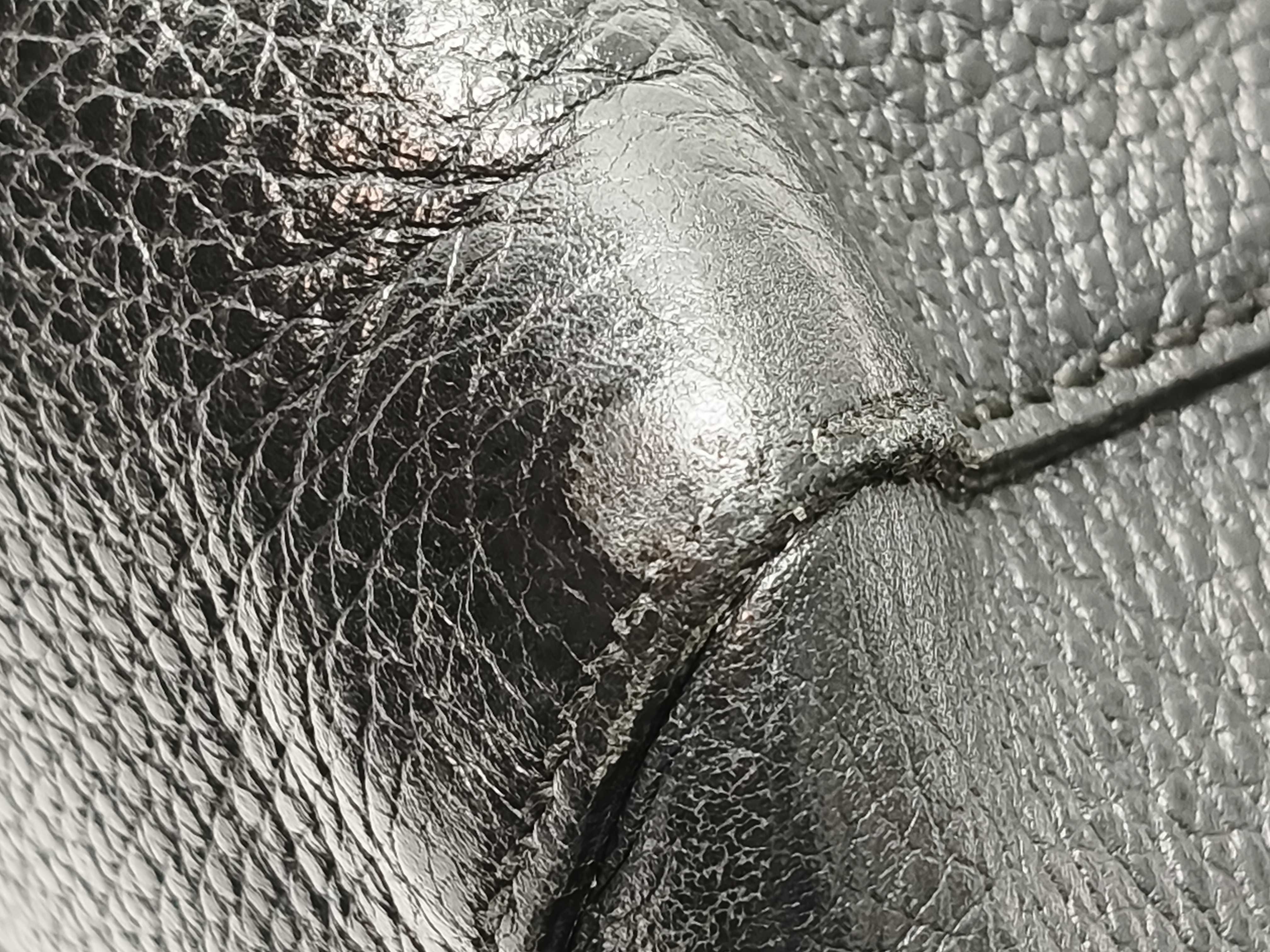 logo leather shoulder bag tote bag — view 6