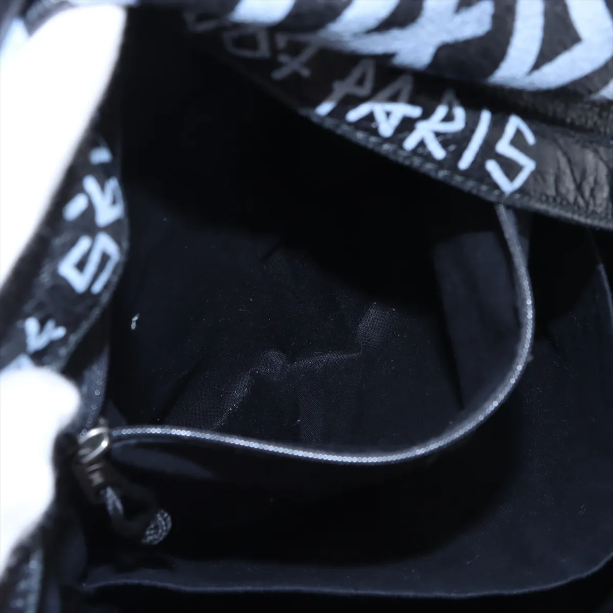 Graffiti Explorer Leather Backpack/Rucksack, Black 503221 — view 9