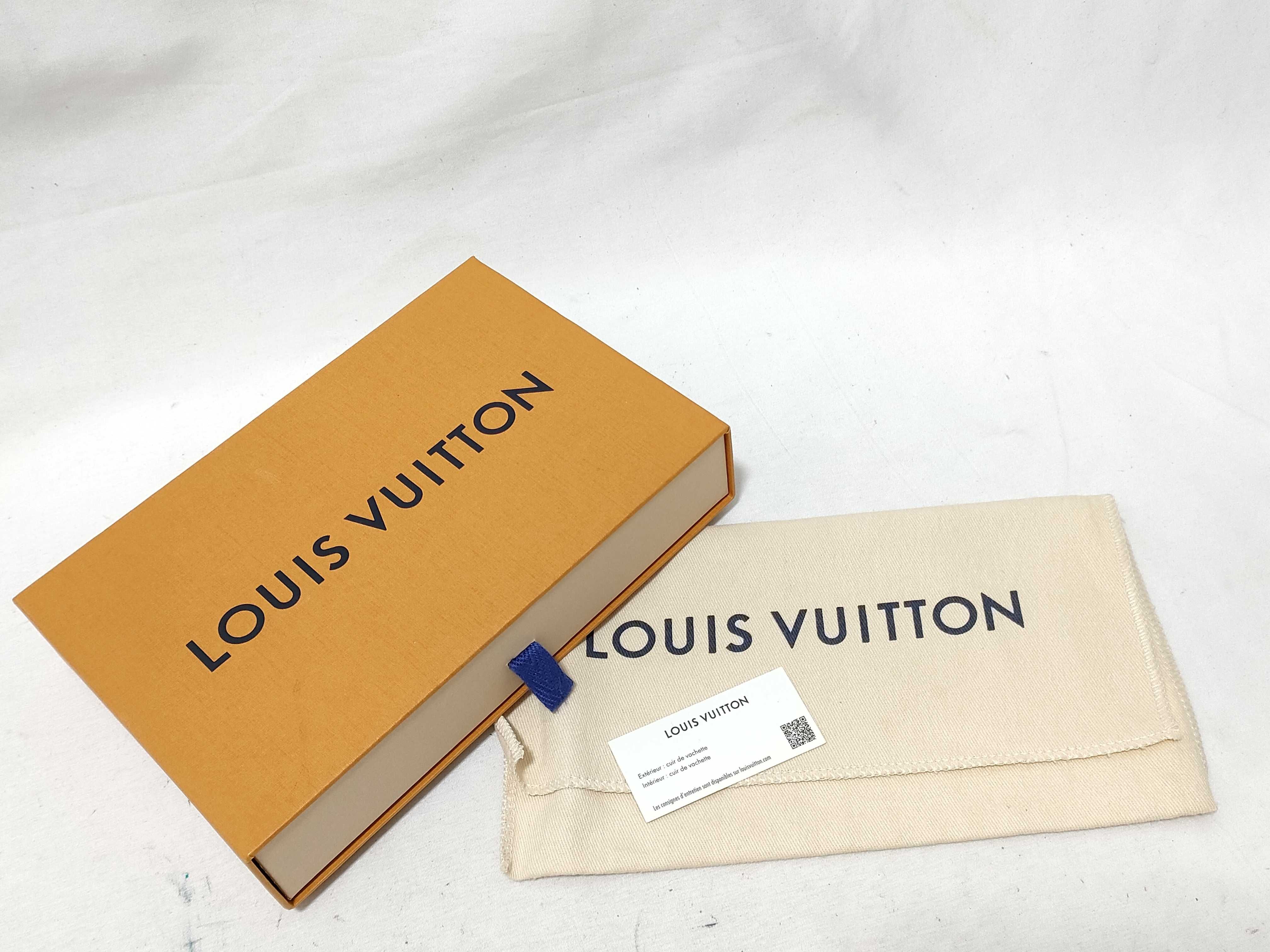 M69038 Taurillon Portefeuille Plaza Wallet — view 14