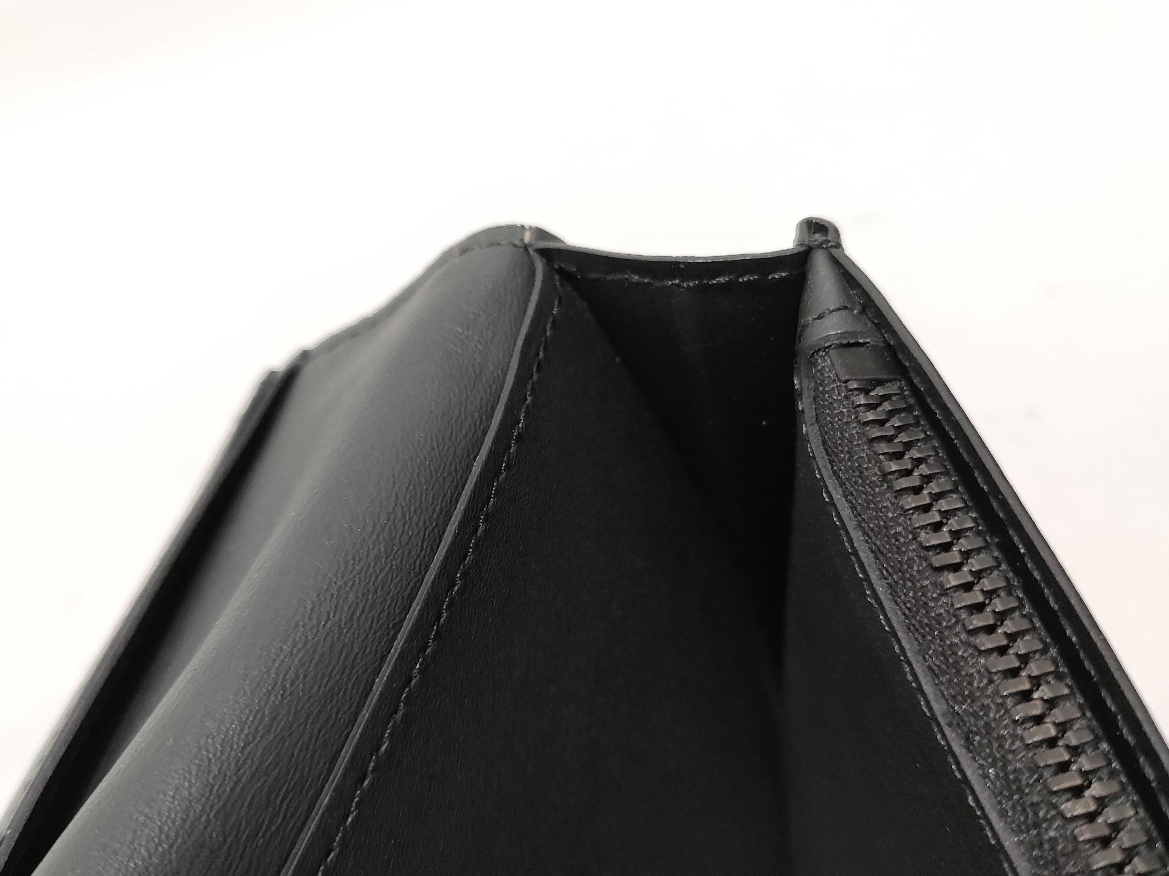 M69038 Taurillon Portefeuille Plaza Wallet — view 9