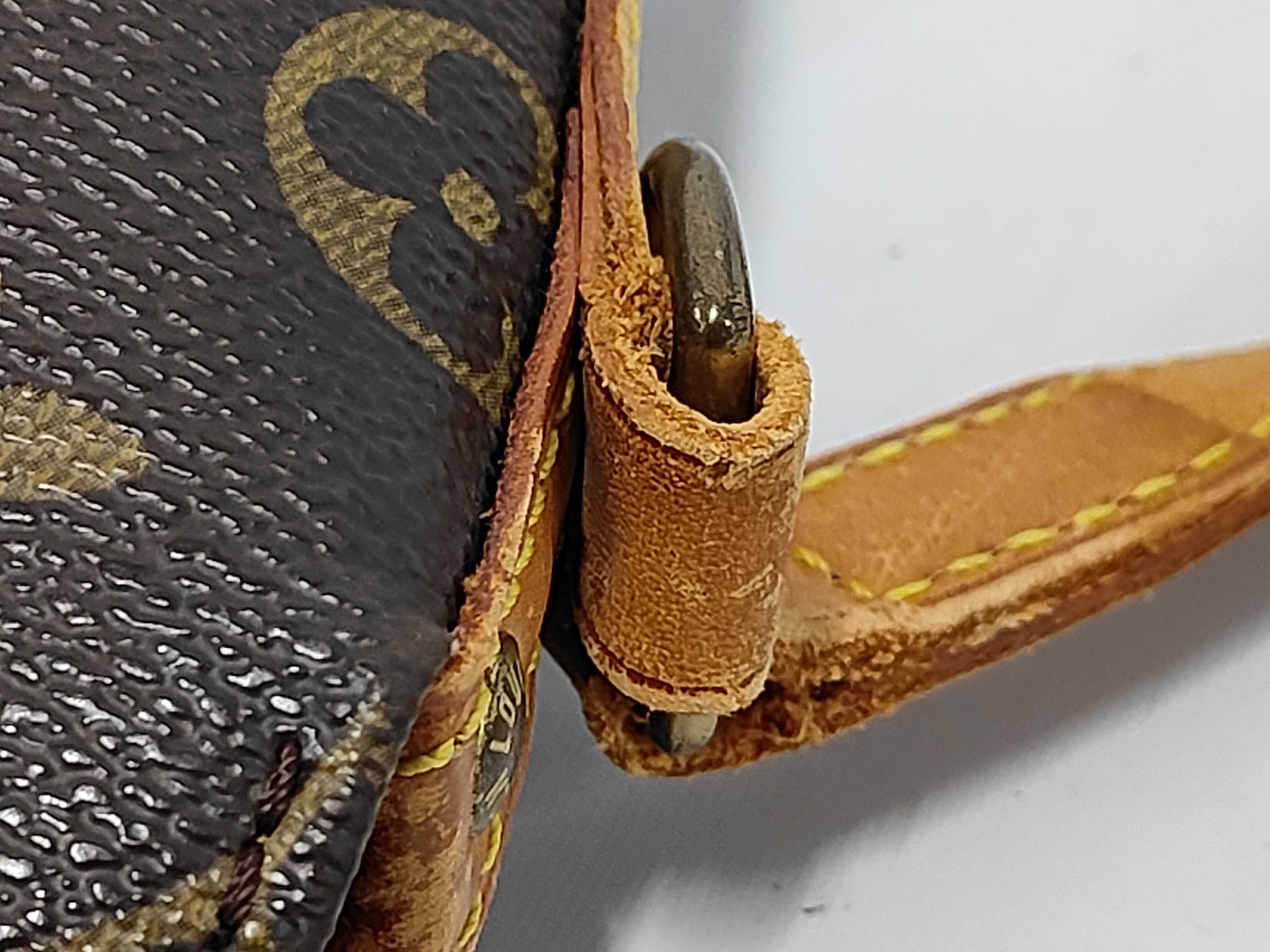 LV bag — view 7