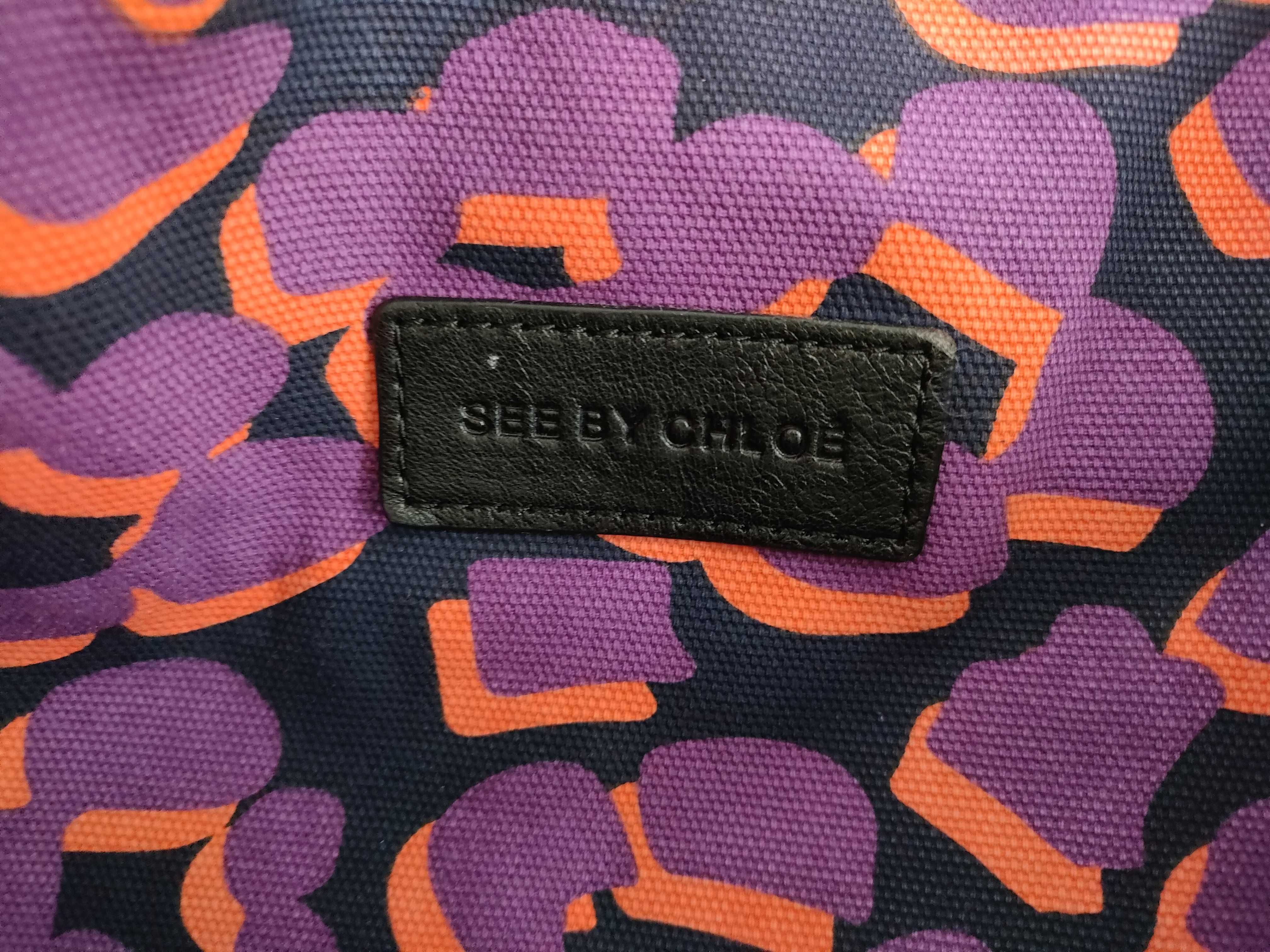 SEE BY CHLOE Large Capacity Reversible Tote Bag — view 10