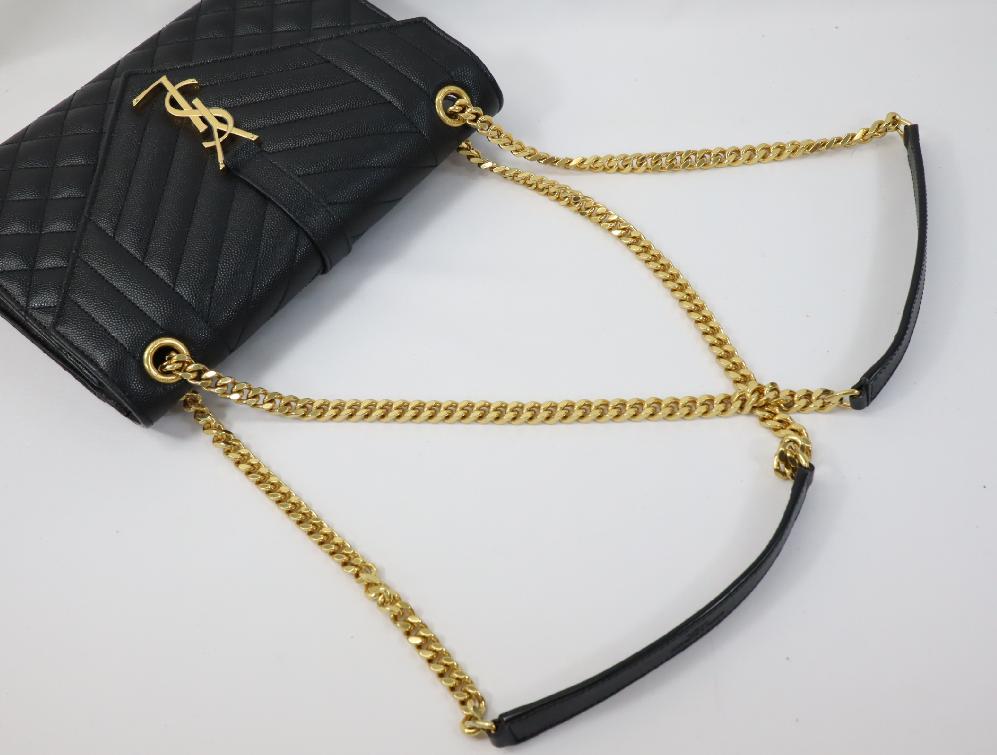 Envelope Leather Chain Shoulder Bag, Black, 600185 (Shoulder Bag) — view 3
