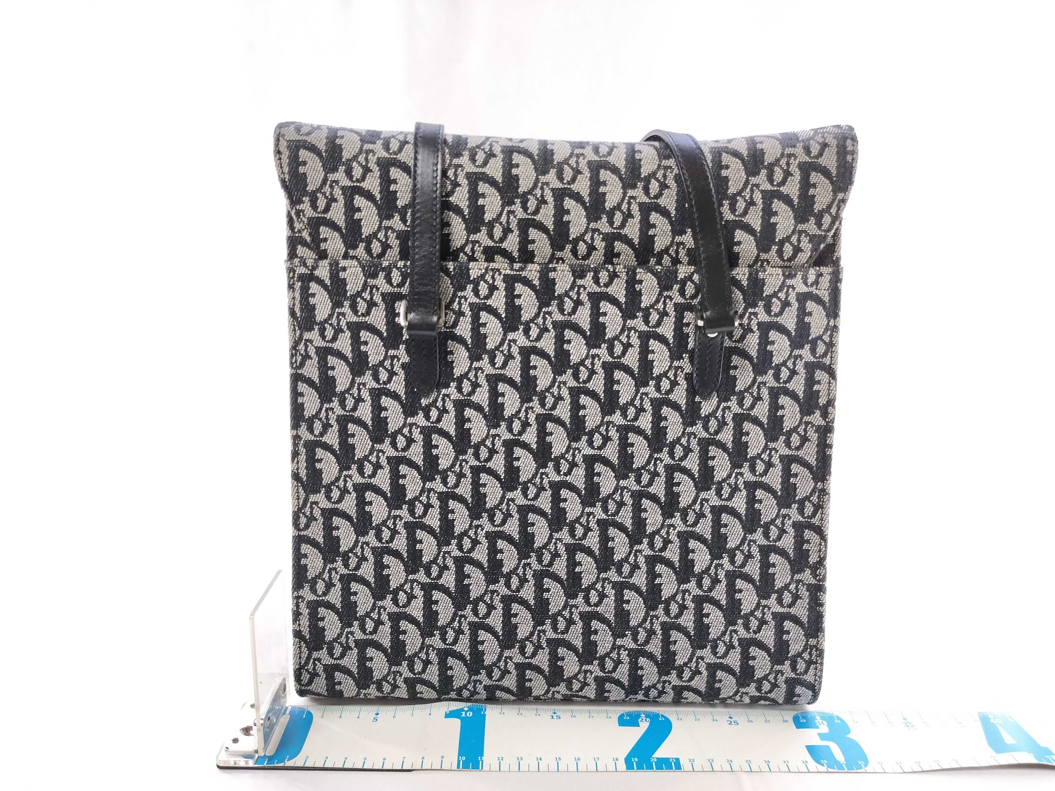 Trotter BO B 0112 Tote Bag — view 2