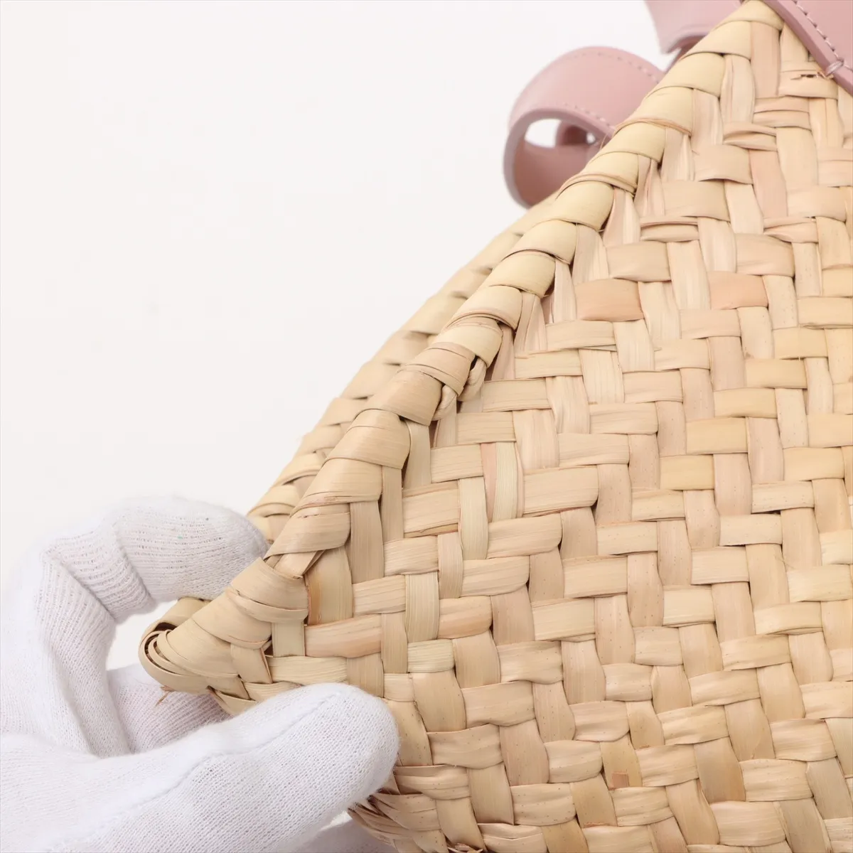 Triomphe Panier Raffia x Leather Basket Bag Beige x Pink — view 11
