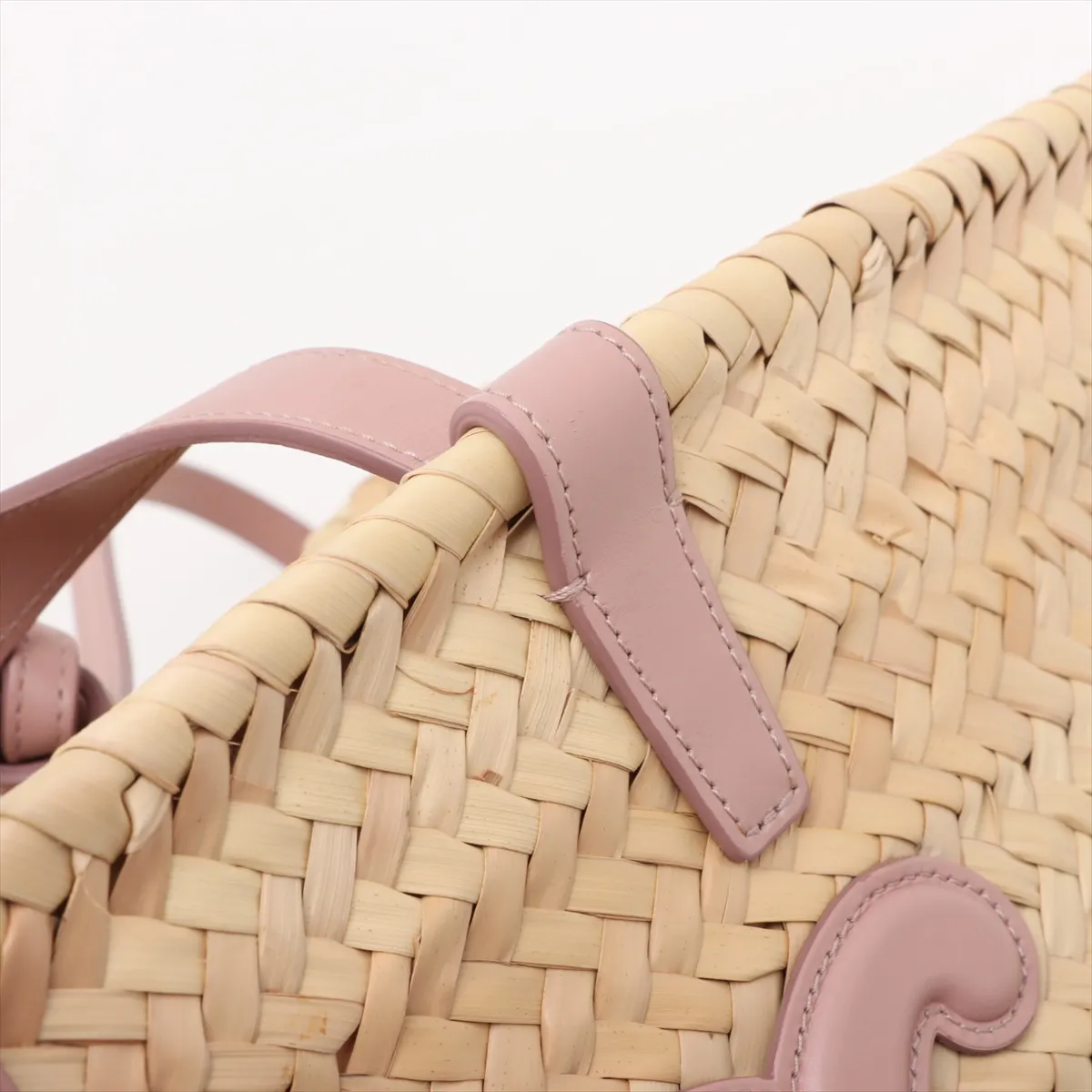 Triomphe Panier Raffia x Leather Basket Bag Beige x Pink — view 13