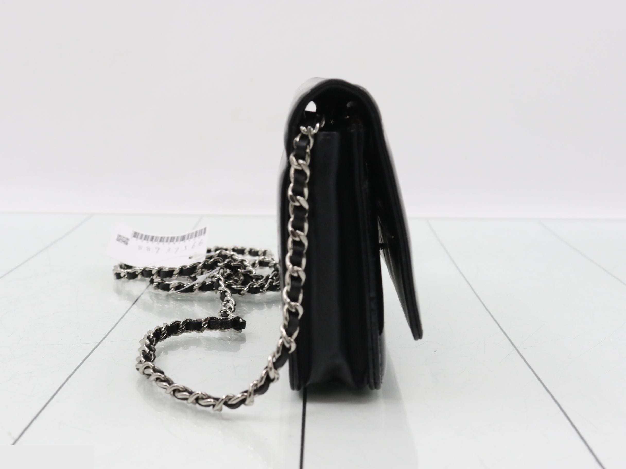 Shoulder bag — view 4