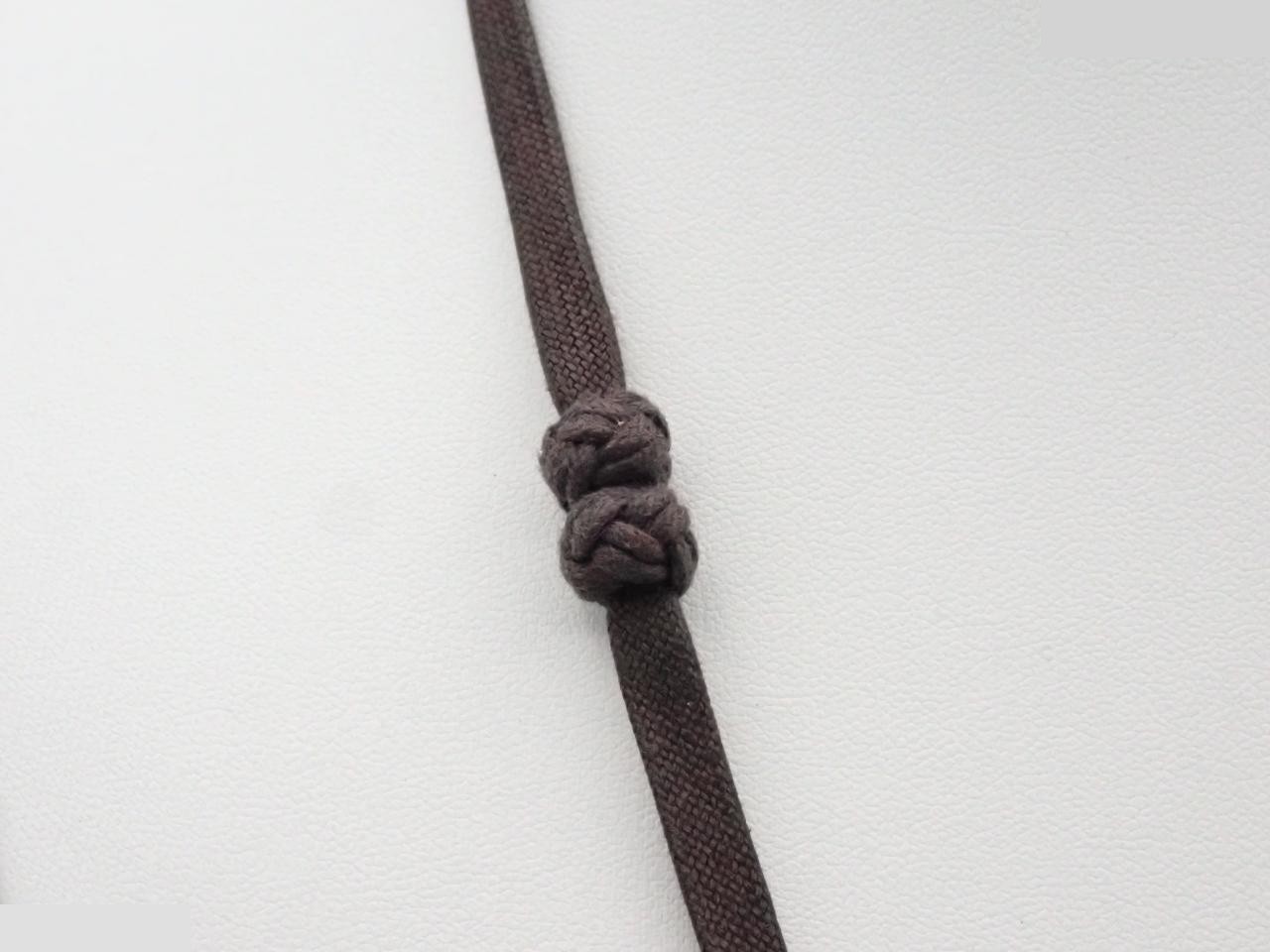 Necklace, neck circumference approximately 75 cm — view 2