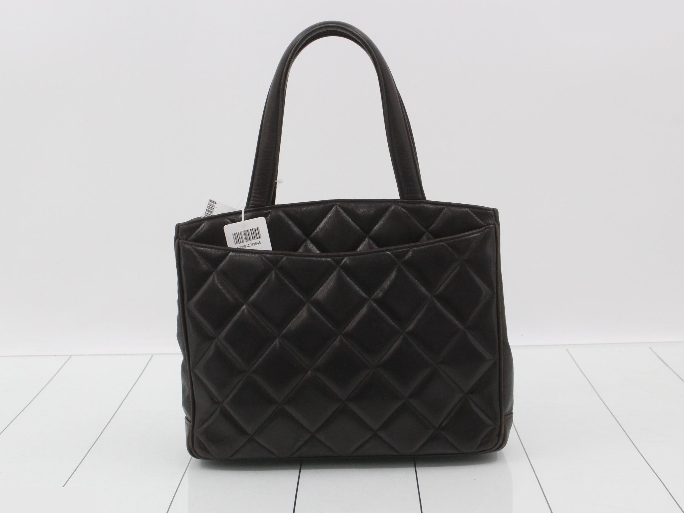 Matelassé Turnlock Handbag — view 2