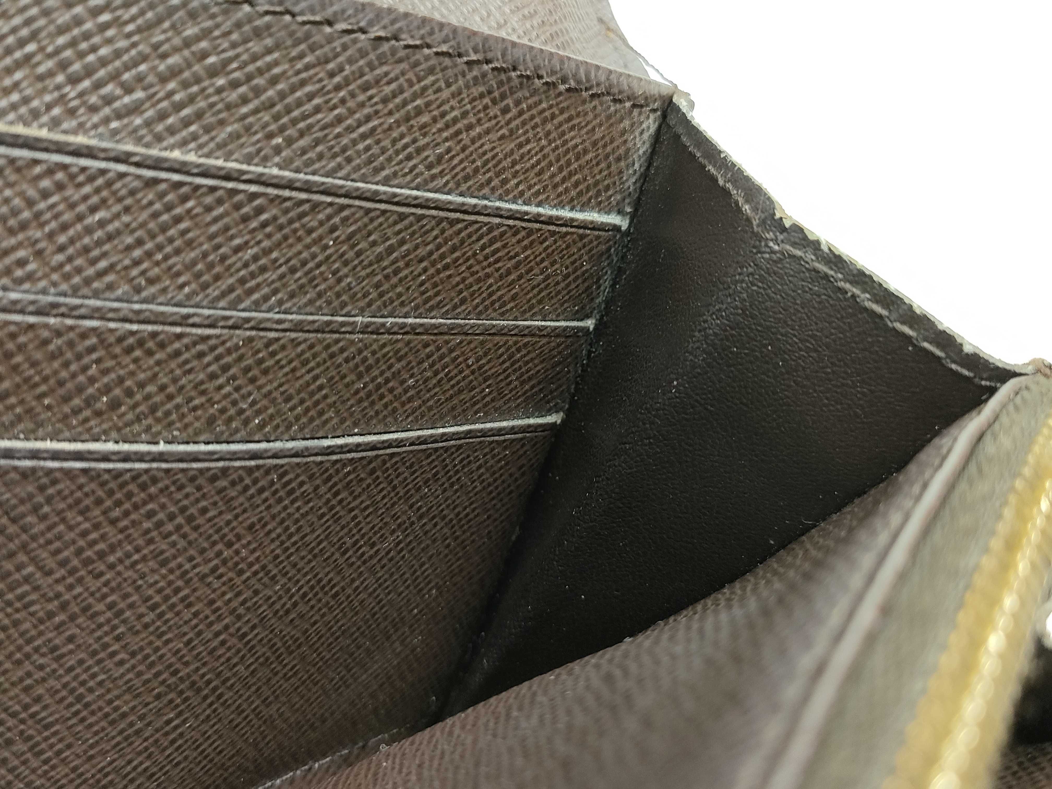Damier Louis Vuitton Damier Portefeuille Sarah Wallet — view 9