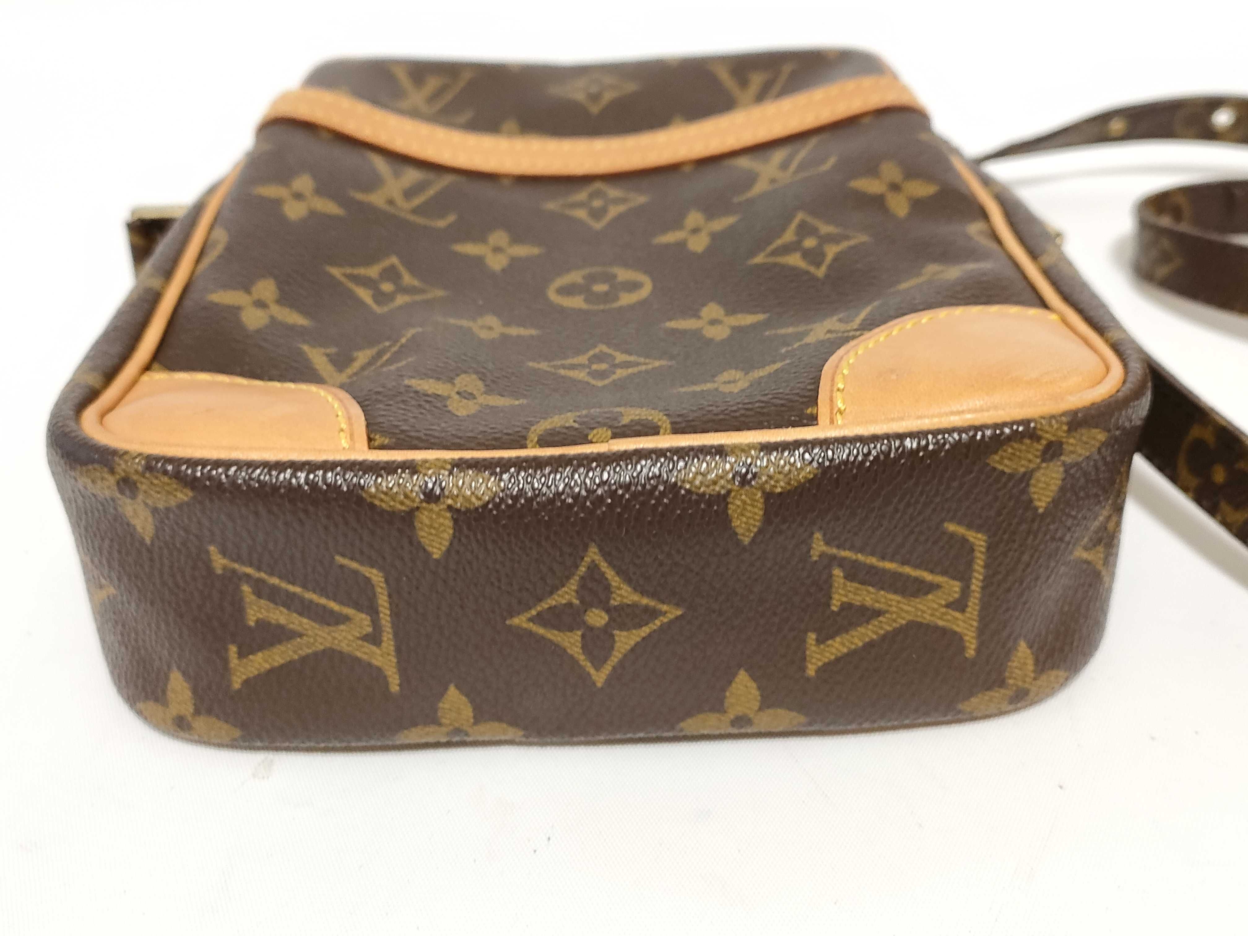 Monogram Vuitton Danube M45267 Shoulder Bag Monogram Shoulder Bag — view 8