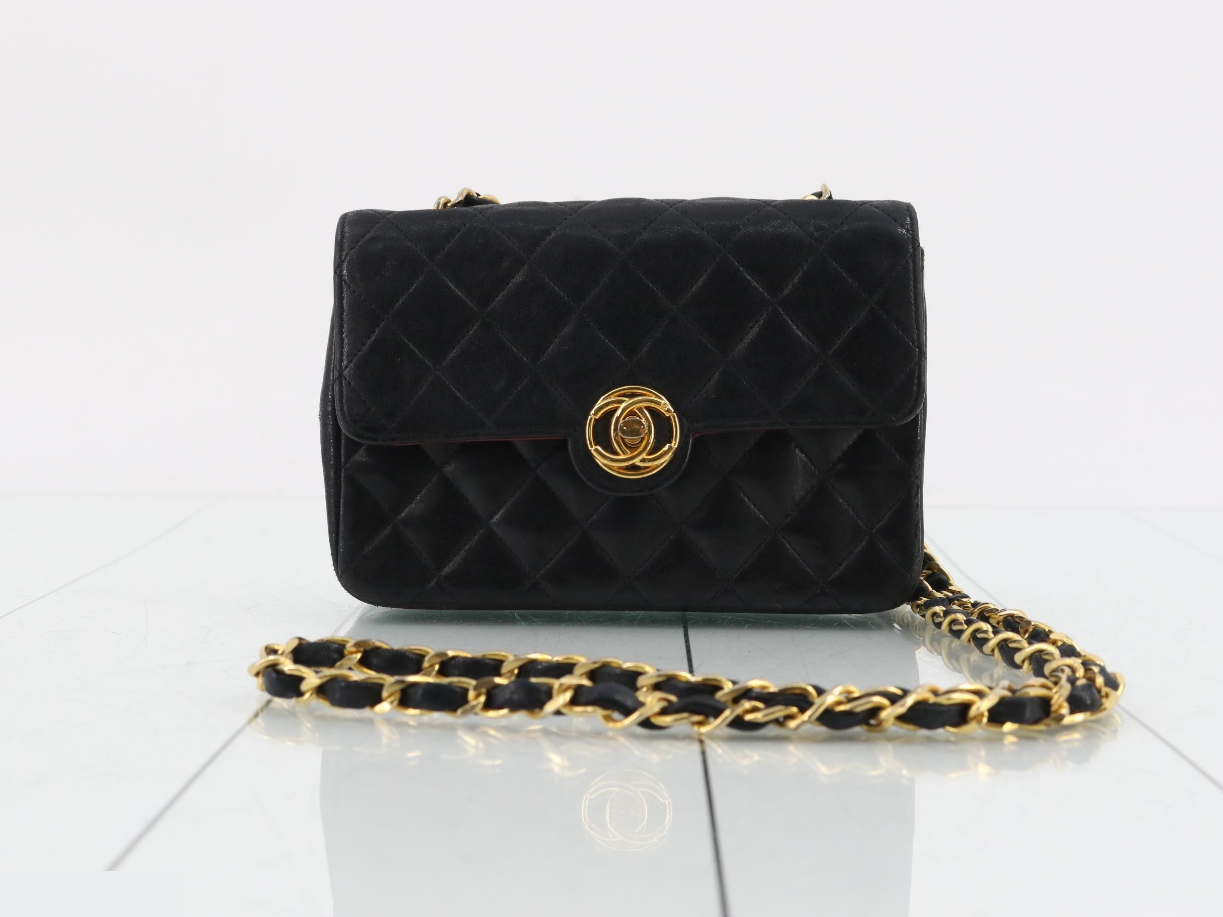 Mini Matelassé Chain Shoulder Bag with Coco Mark